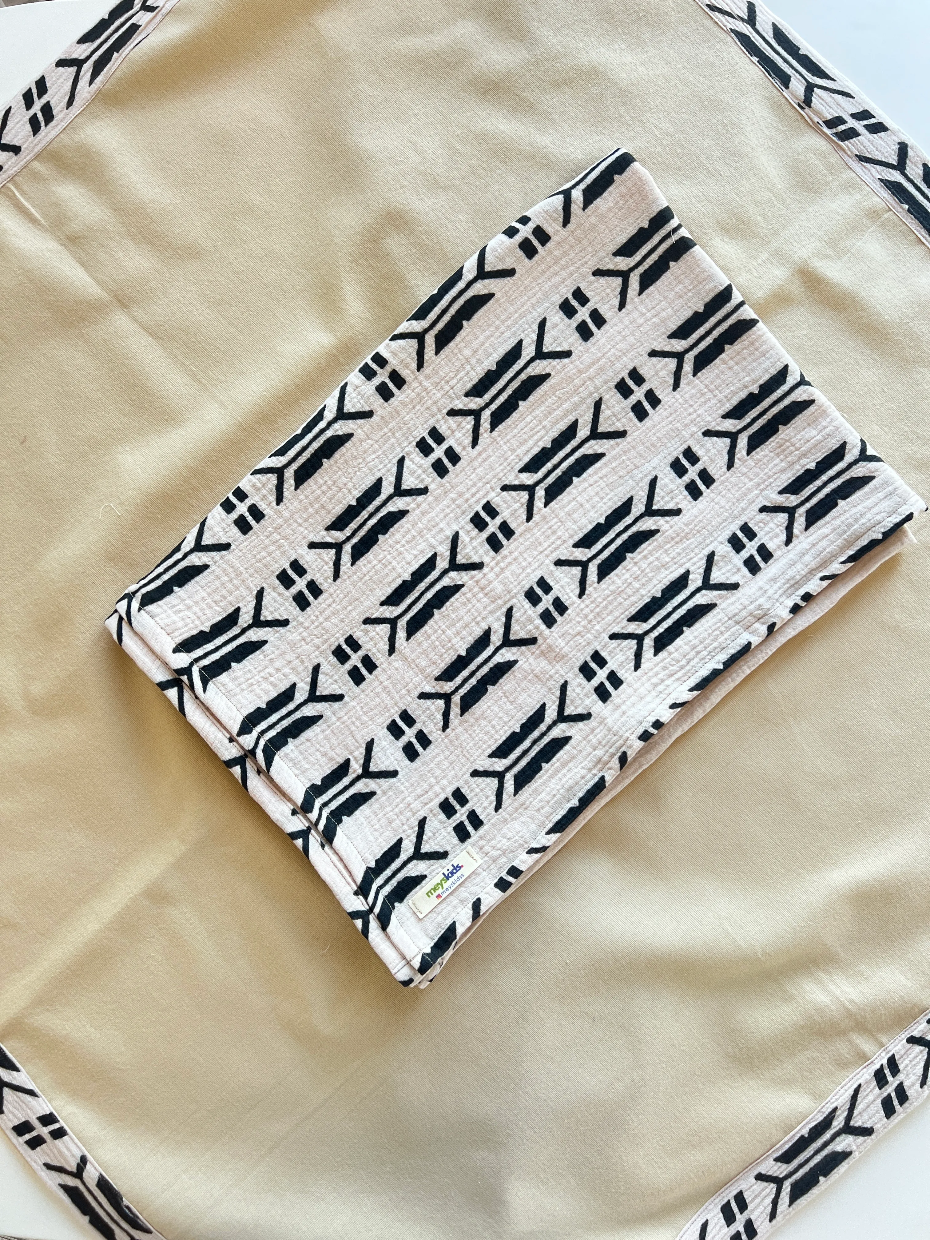 Etnik Minimal 3'lü Battaniye Seti