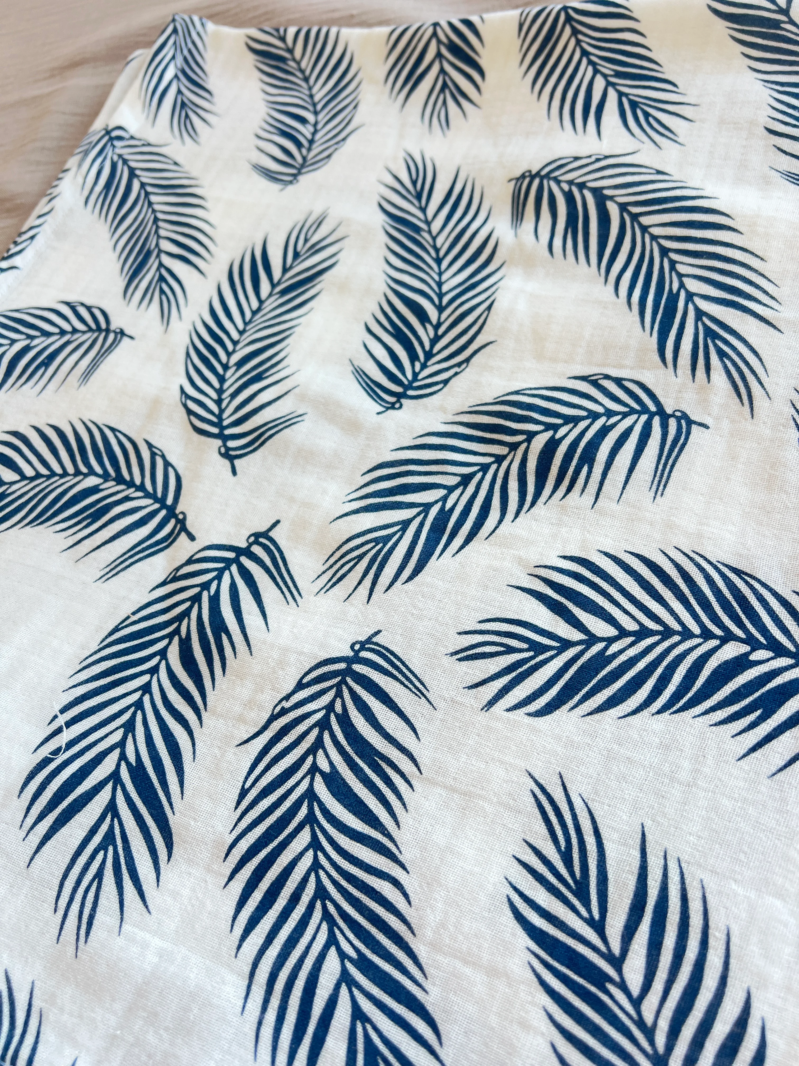 Kuş Tüyü 3'lü Battaniye Seti