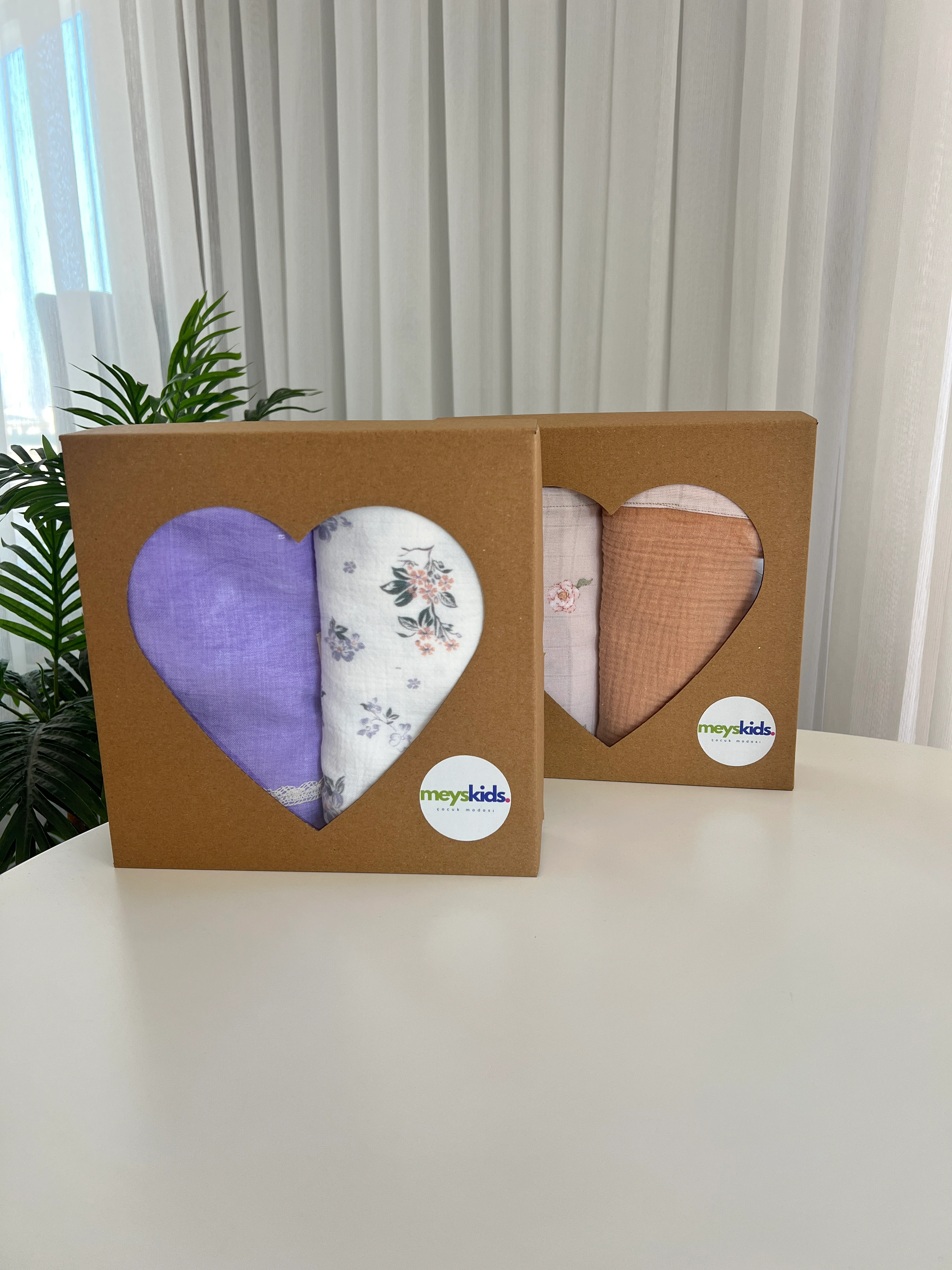 Bal & Çiçek 3'lü Battaniye Seti