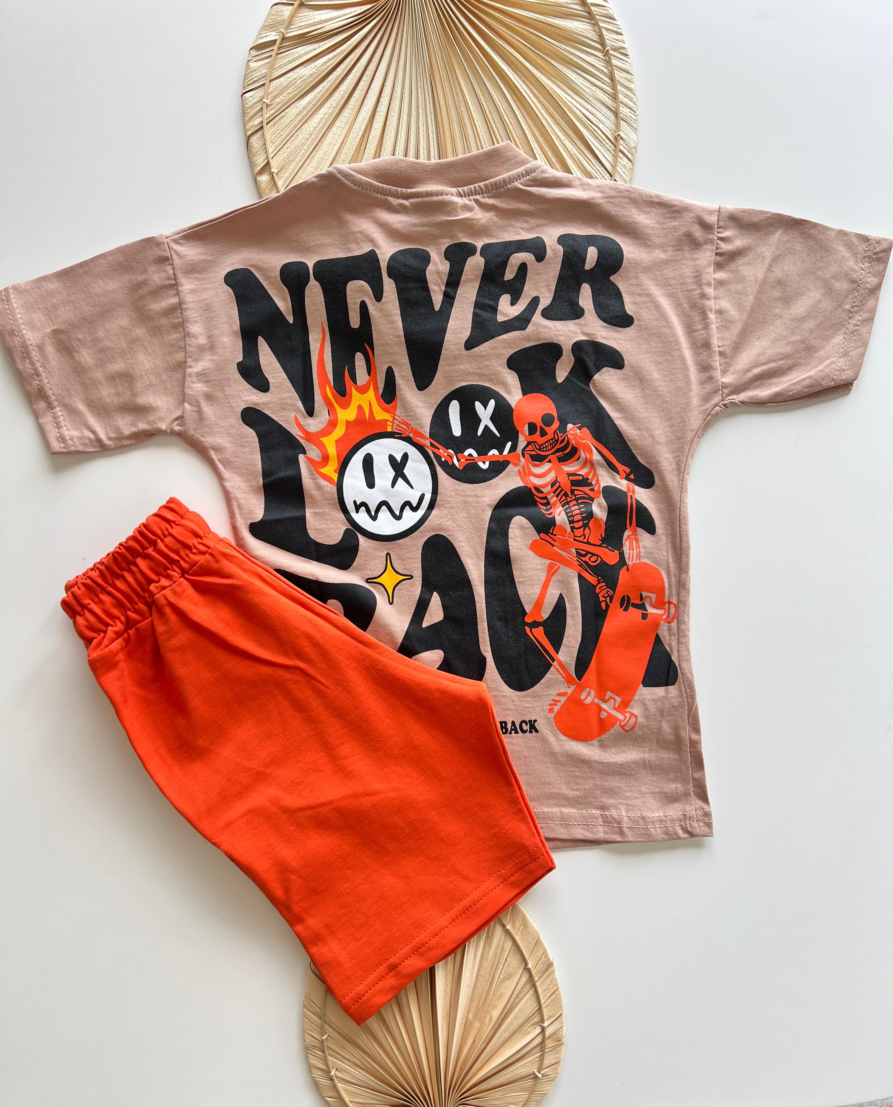Never Look Back Baskılı Erkek Çocuk Takım
