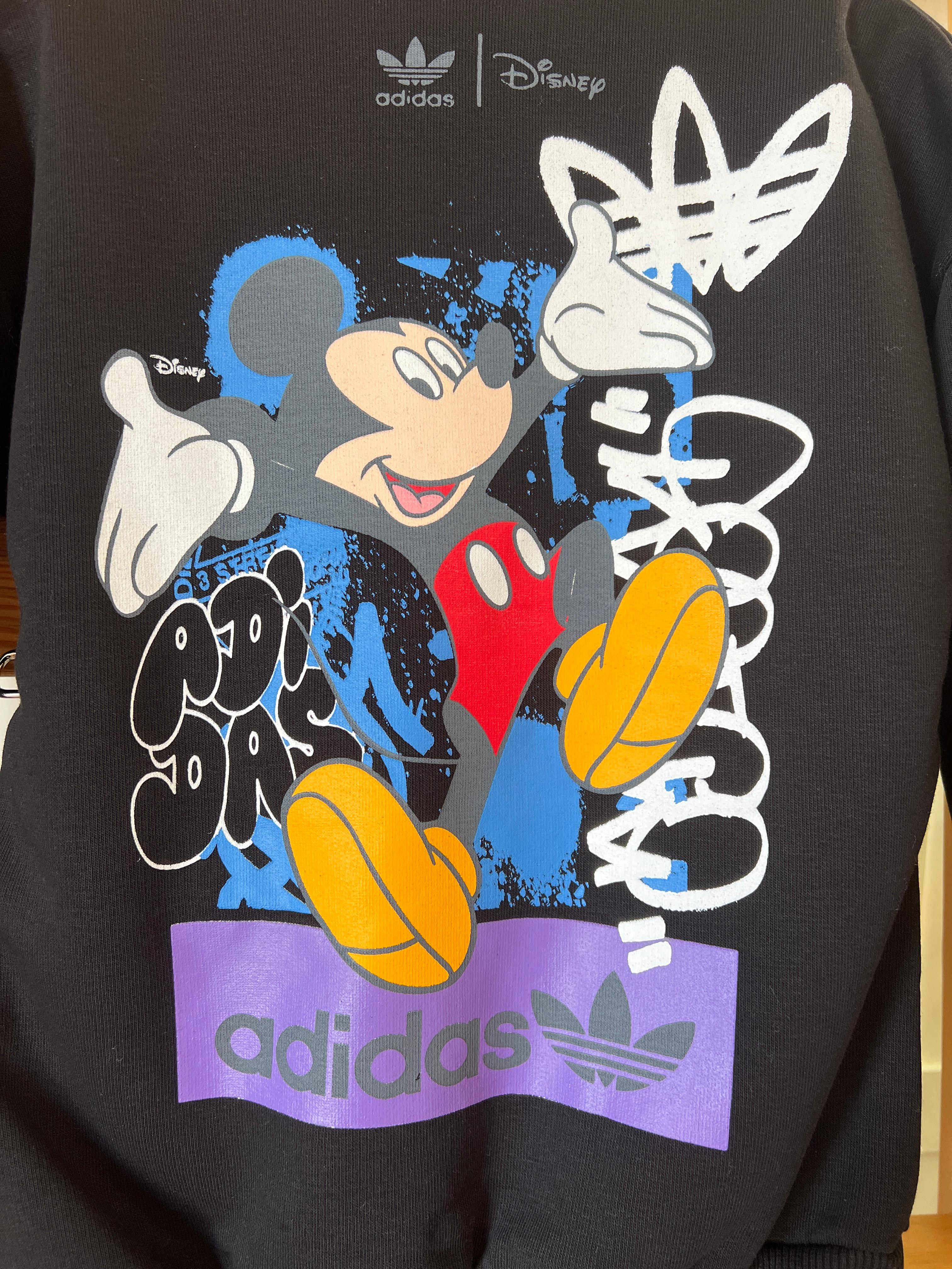 Mickey Mouse Grafiti Sırt Baskılı Şardonulu Erkek Çocuk Takımı