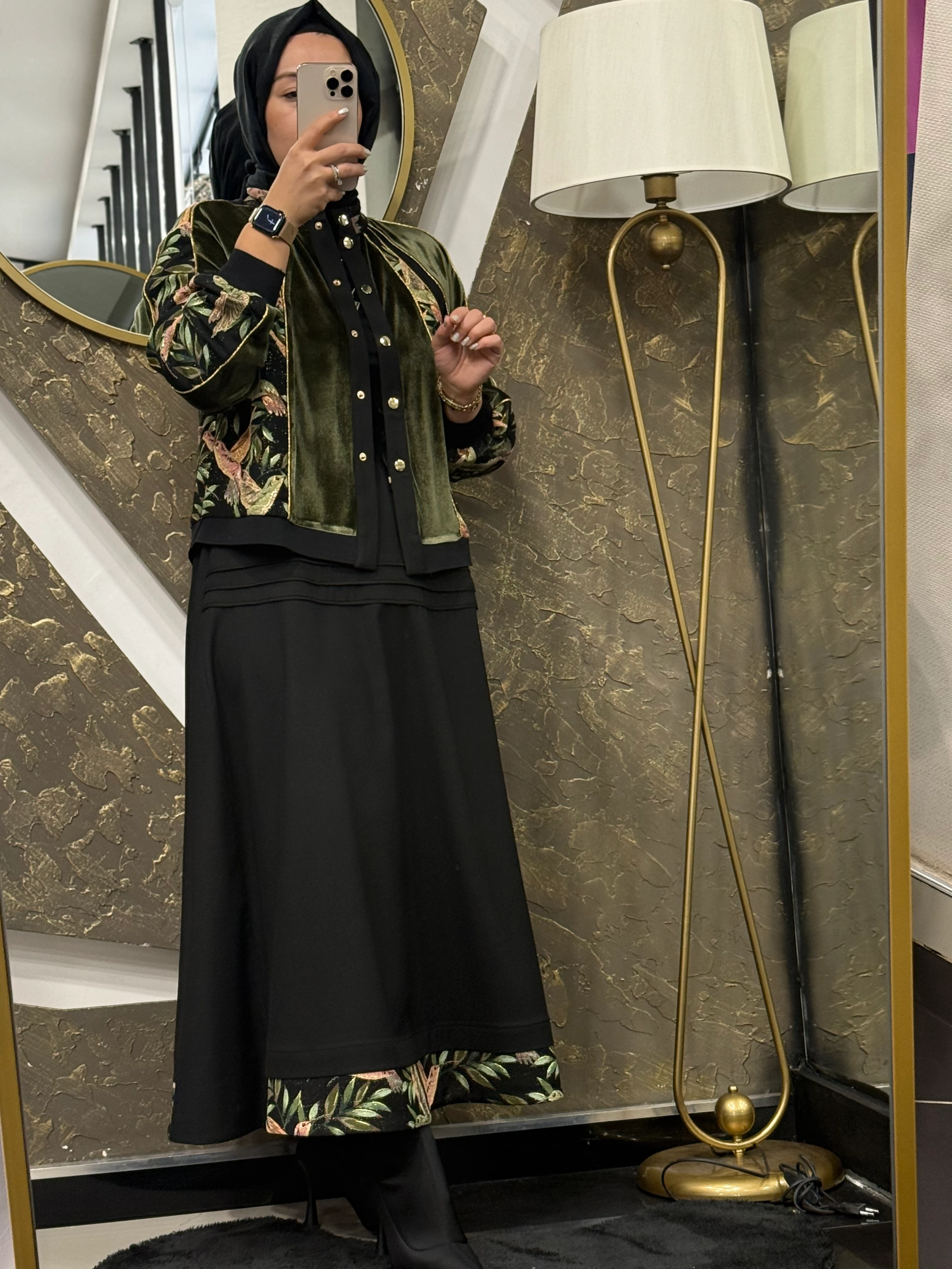 GHİSA 4173 ETEKLİ TAKIM