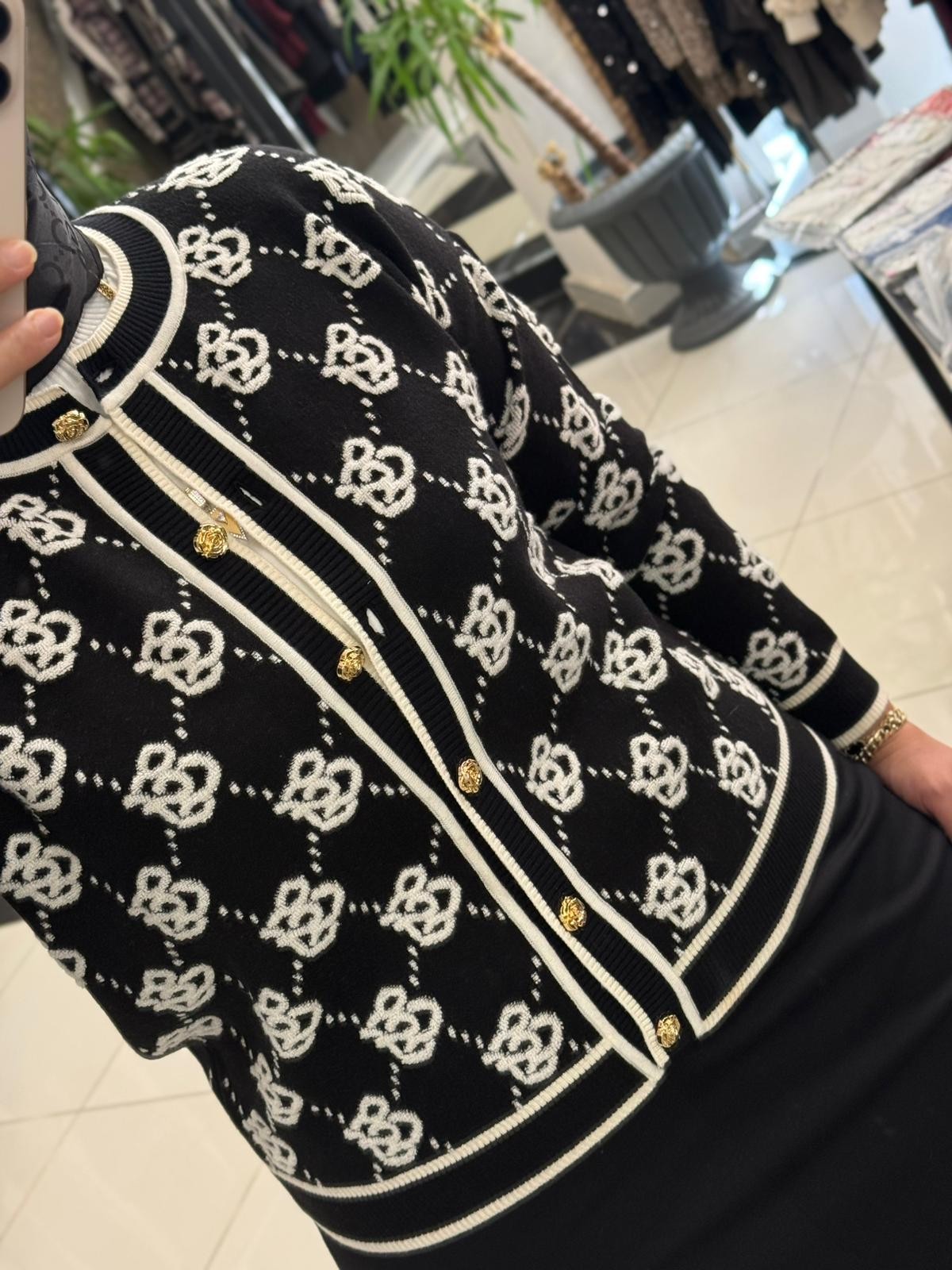GHİSA 3082 TRİKO HIRKA