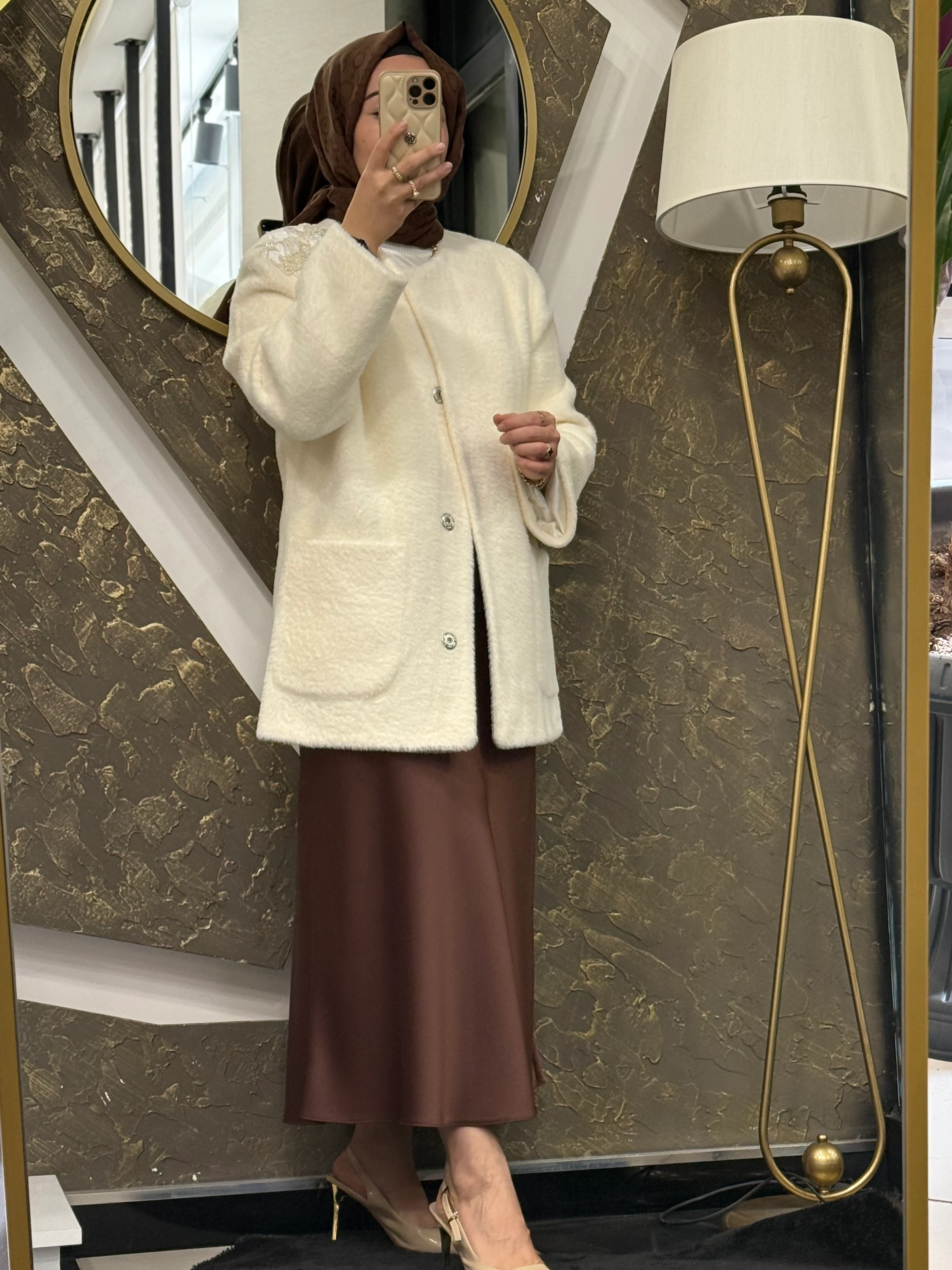 MİSSEMRAMİSS 4942 İŞLEMELİ ALCANTRA KAP