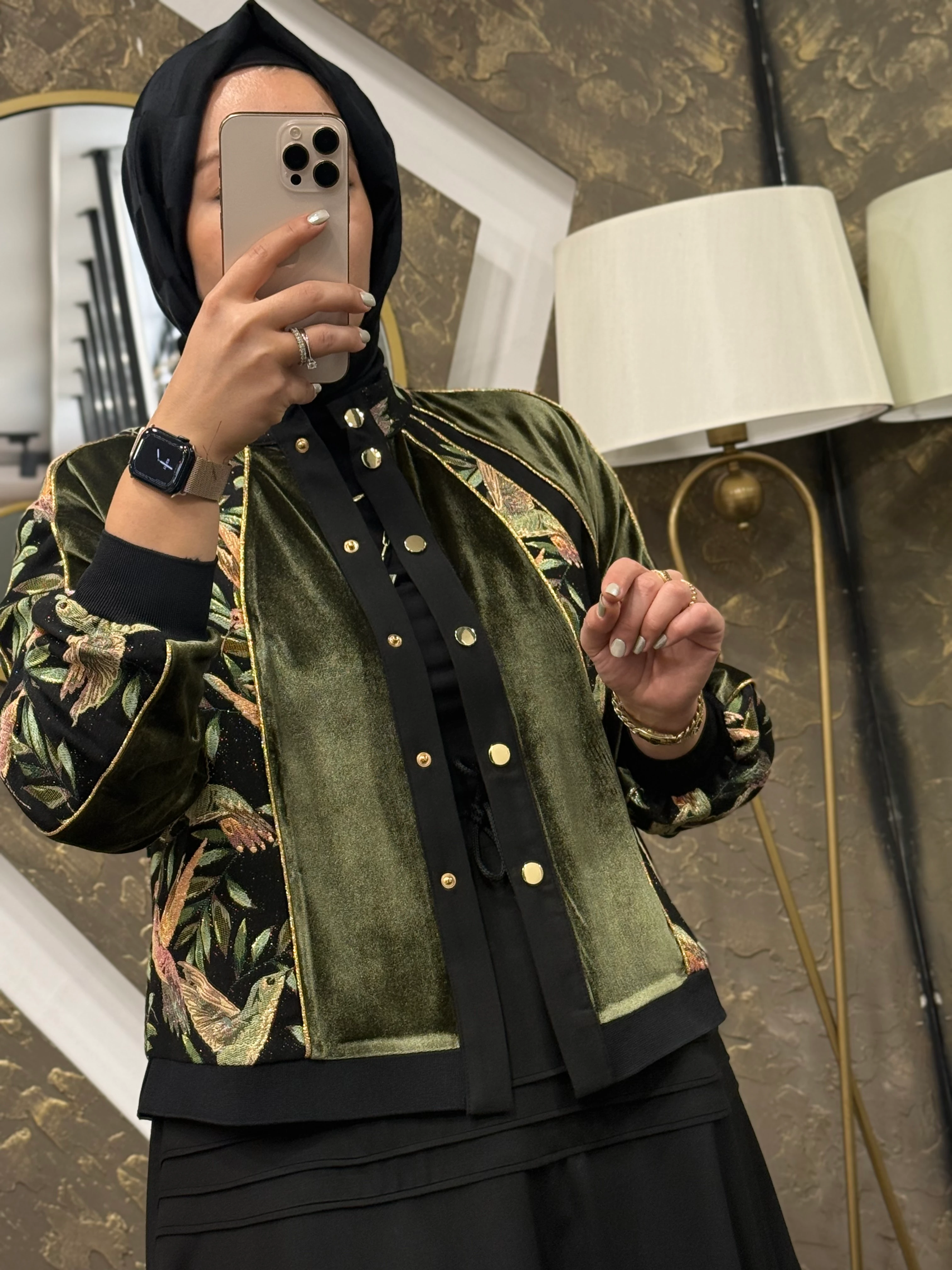 GHİSA 4173 ETEKLİ TAKIM