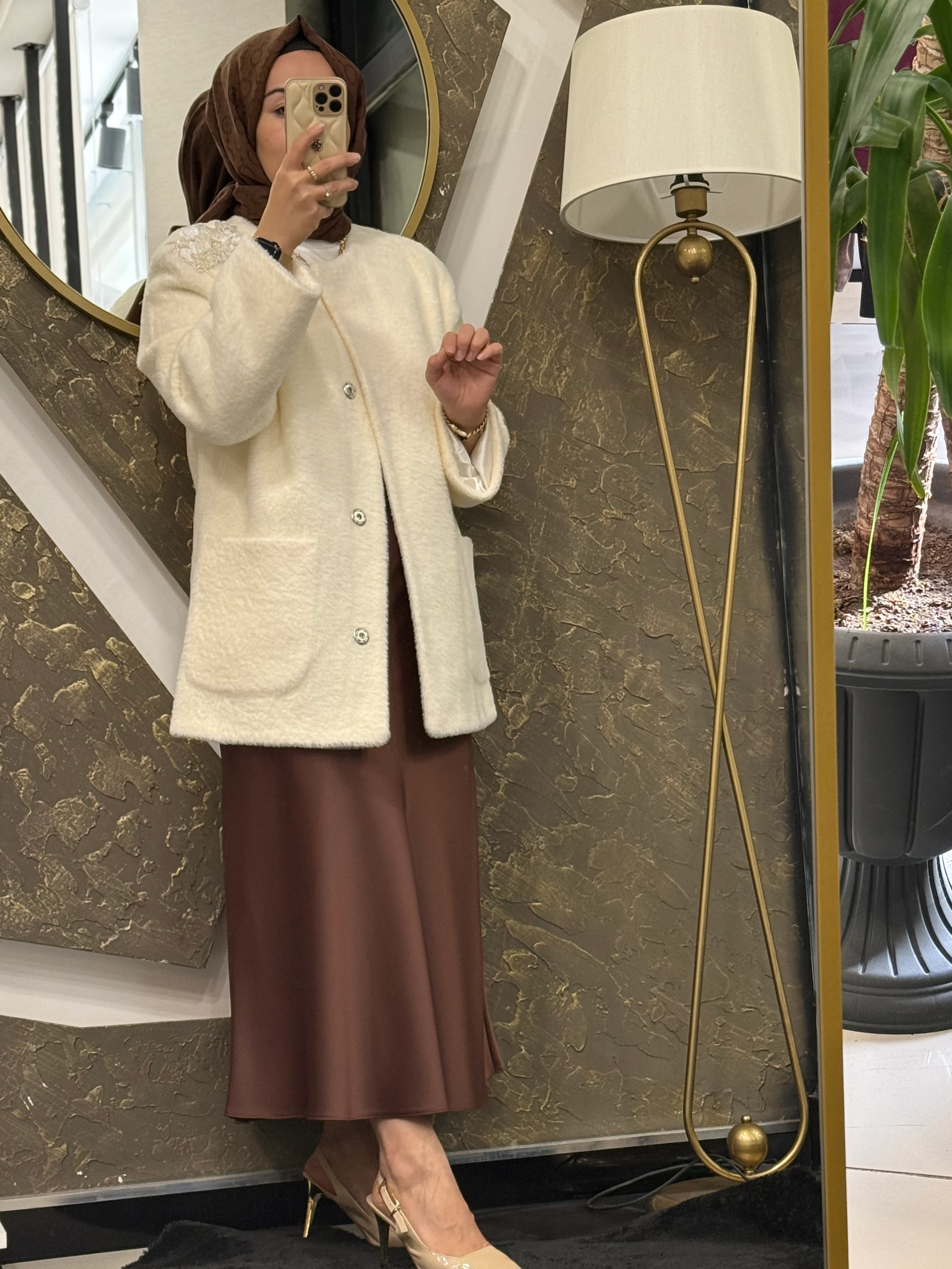 MİSSEMRAMİSS 4942 İŞLEMELİ ALCANTRA KAP