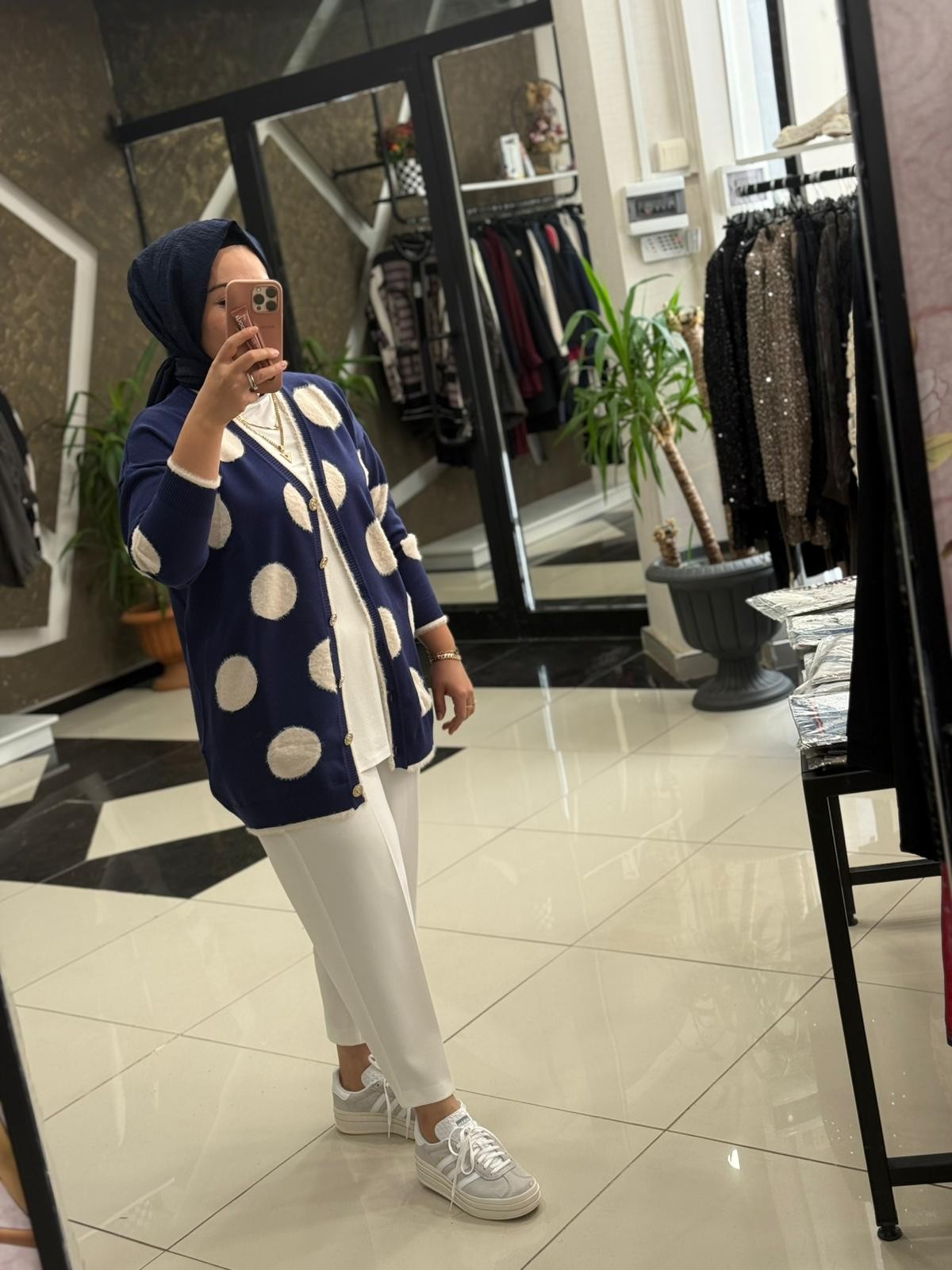 GHİSA 3085 HIRKA