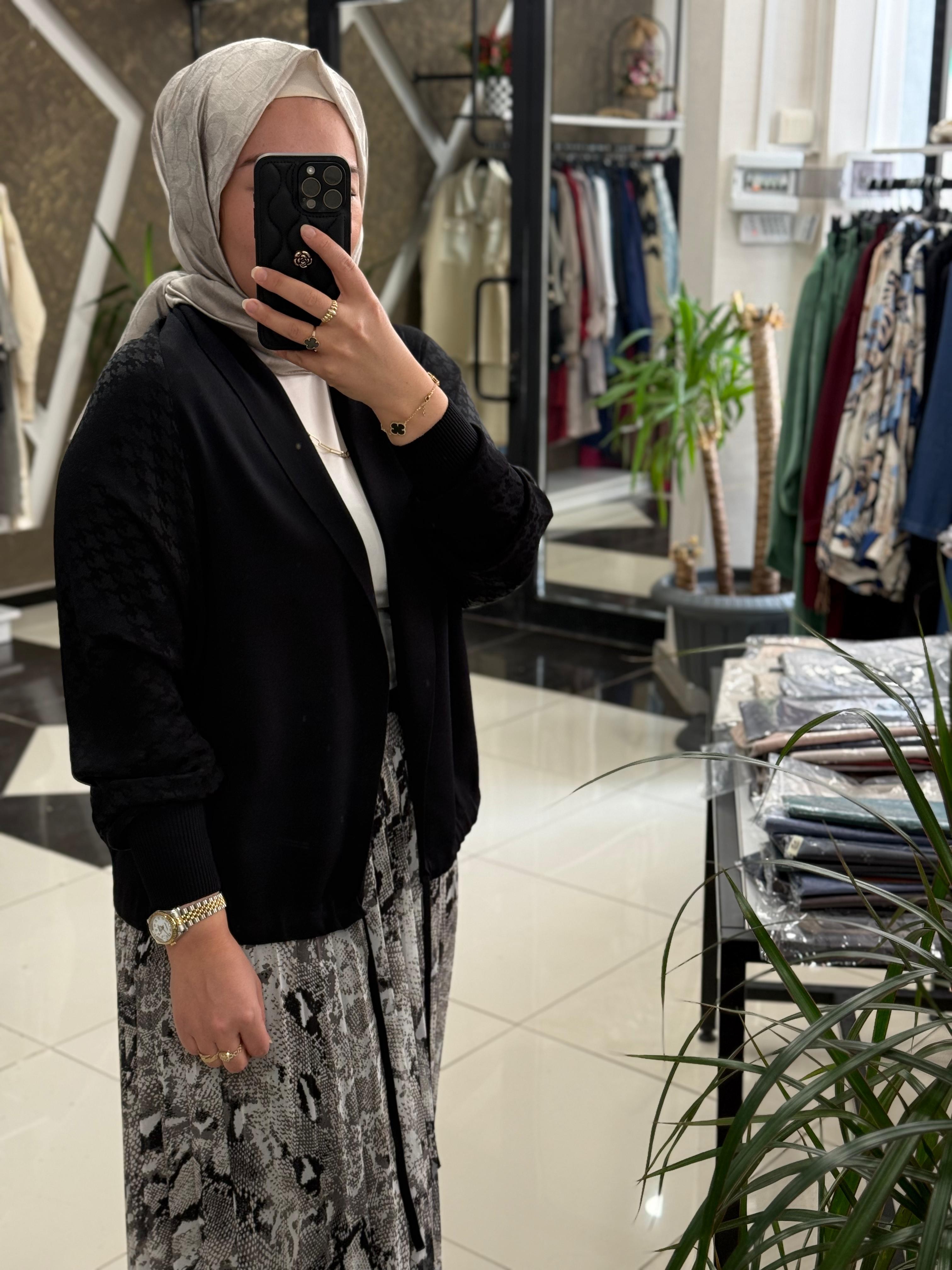 GHİSA 3157 HIRKA - SİYAH