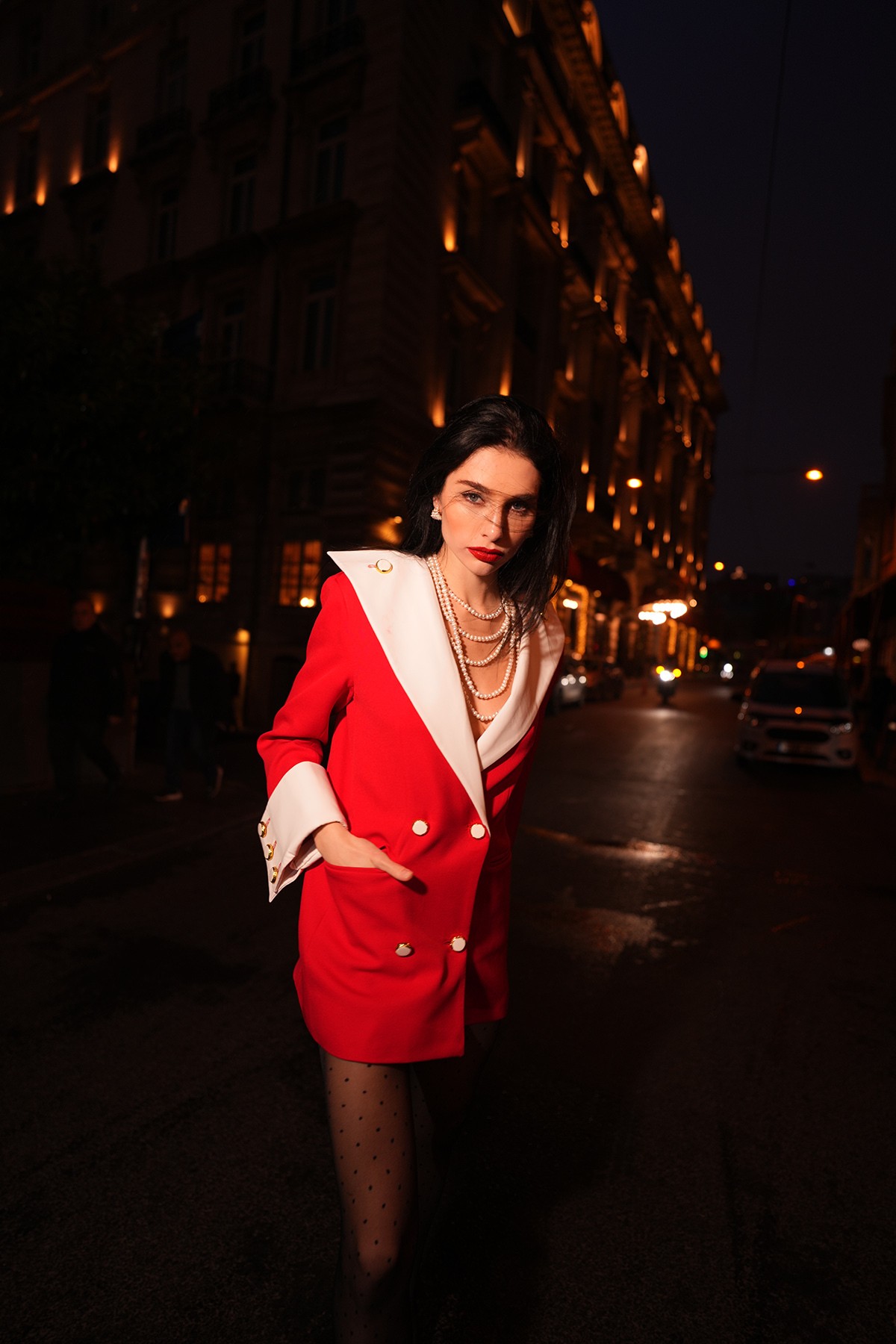  CLARET Wide White Collar Detailed Red Blazer Jacket