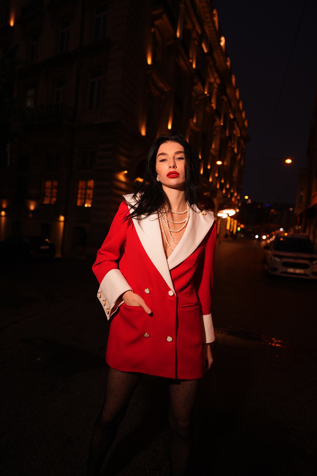  CLARET Wide White Collar Detailed Red Blazer Jacket