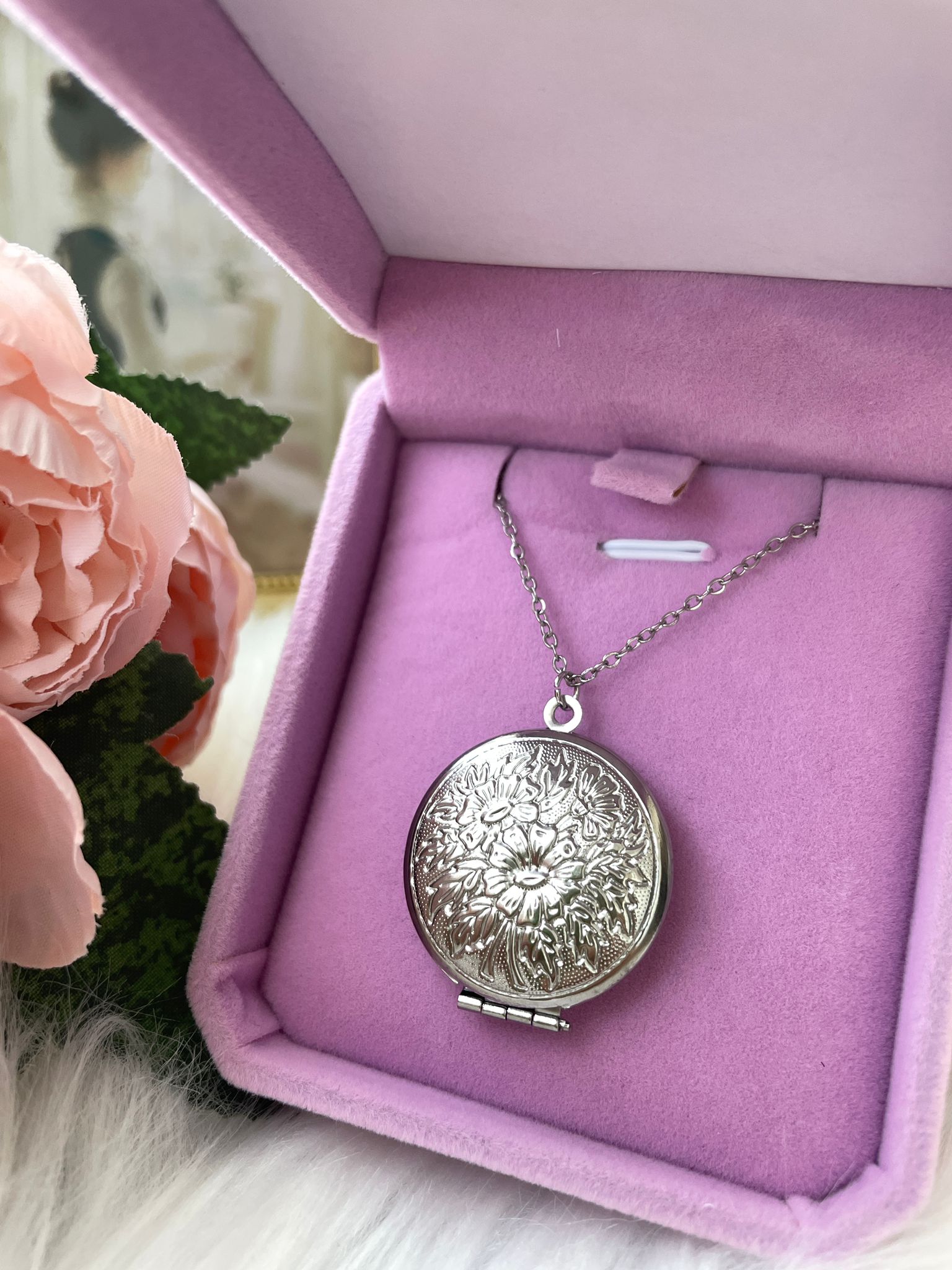 Anı Kolye (Gümüş Çiçek Motifli)