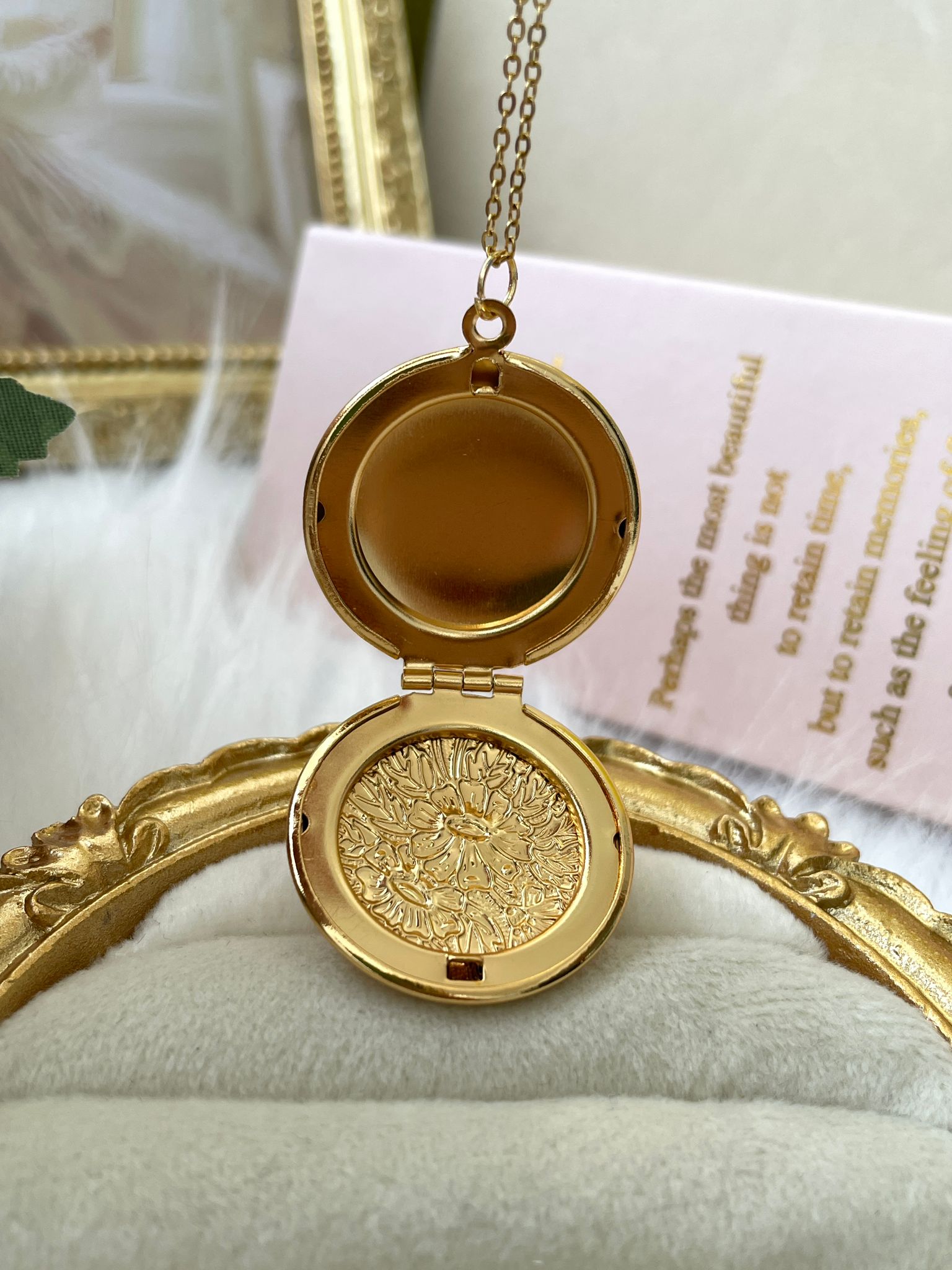 Anı Kolye (Gold Çiçek Motif)