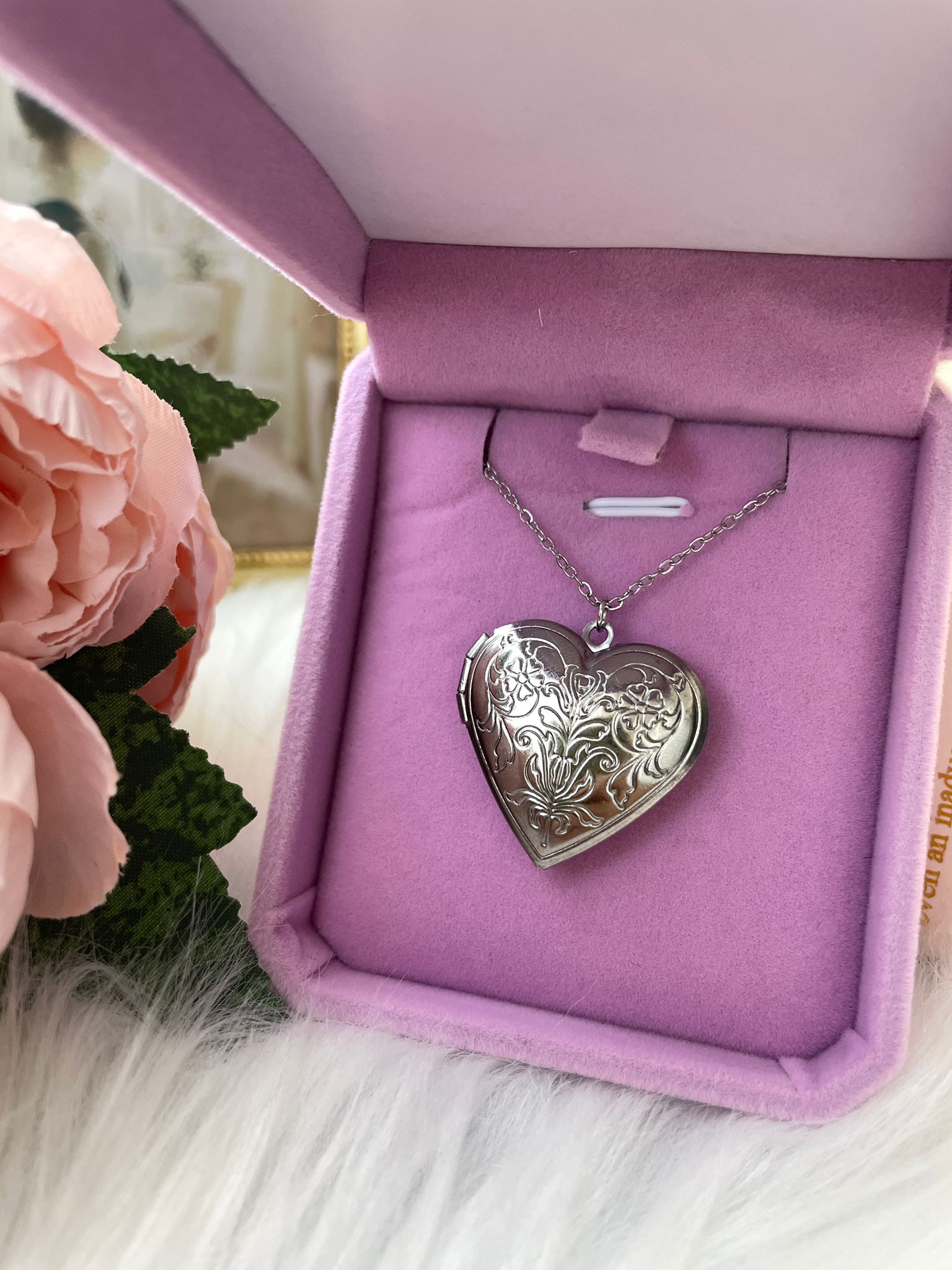 Anı Kolye (Gümüş Kalp Çiçek Motifli)