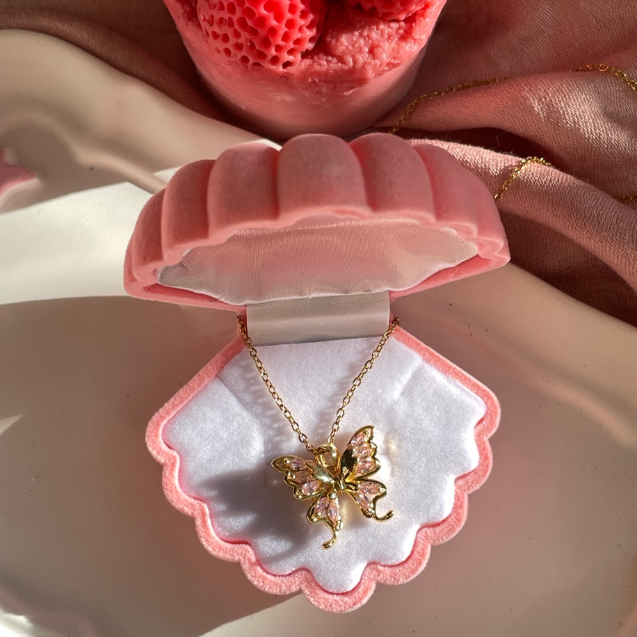 Pink Butterfly Kolye