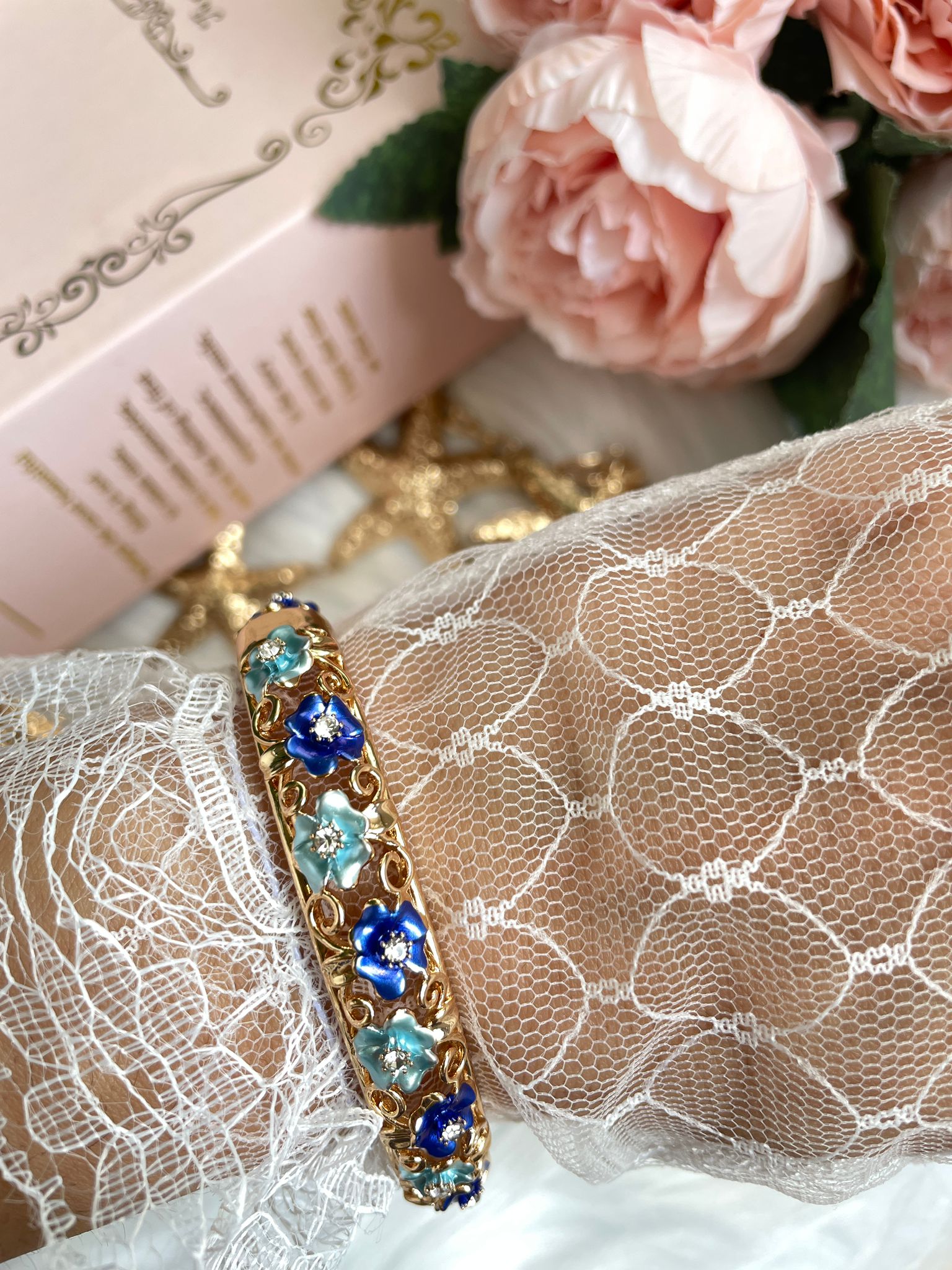 Blue Dream Saten Mineli Kelepçe