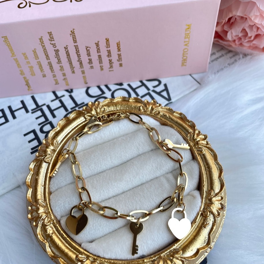 Key of Love Çelik Bileklik