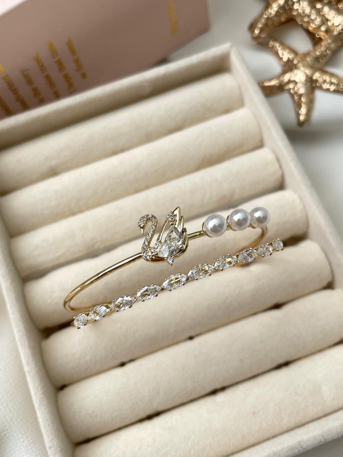 White Swan Gold Kelepçe