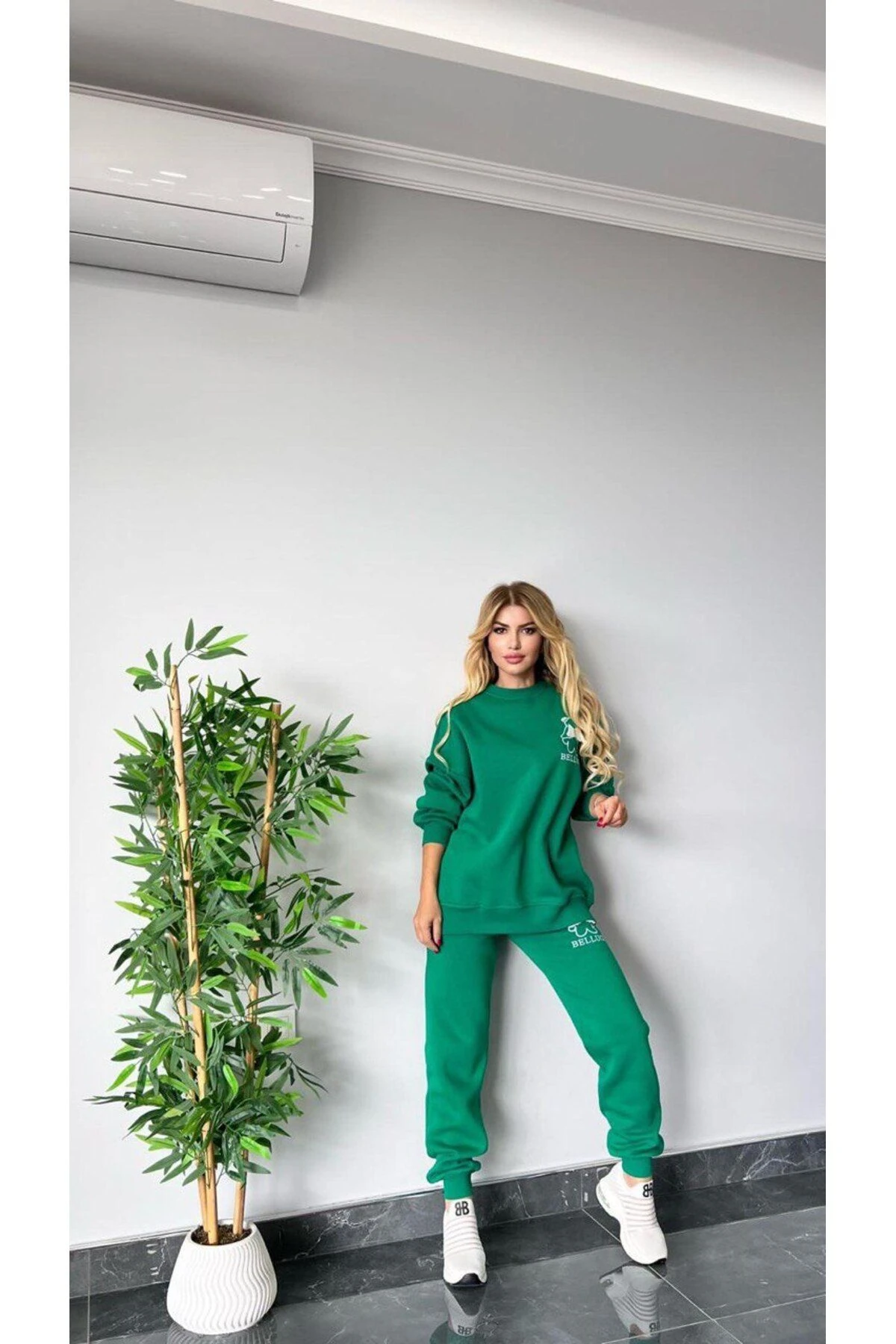 Kadın Yeni Sezon Melek Detaylı Alt Üst Takım