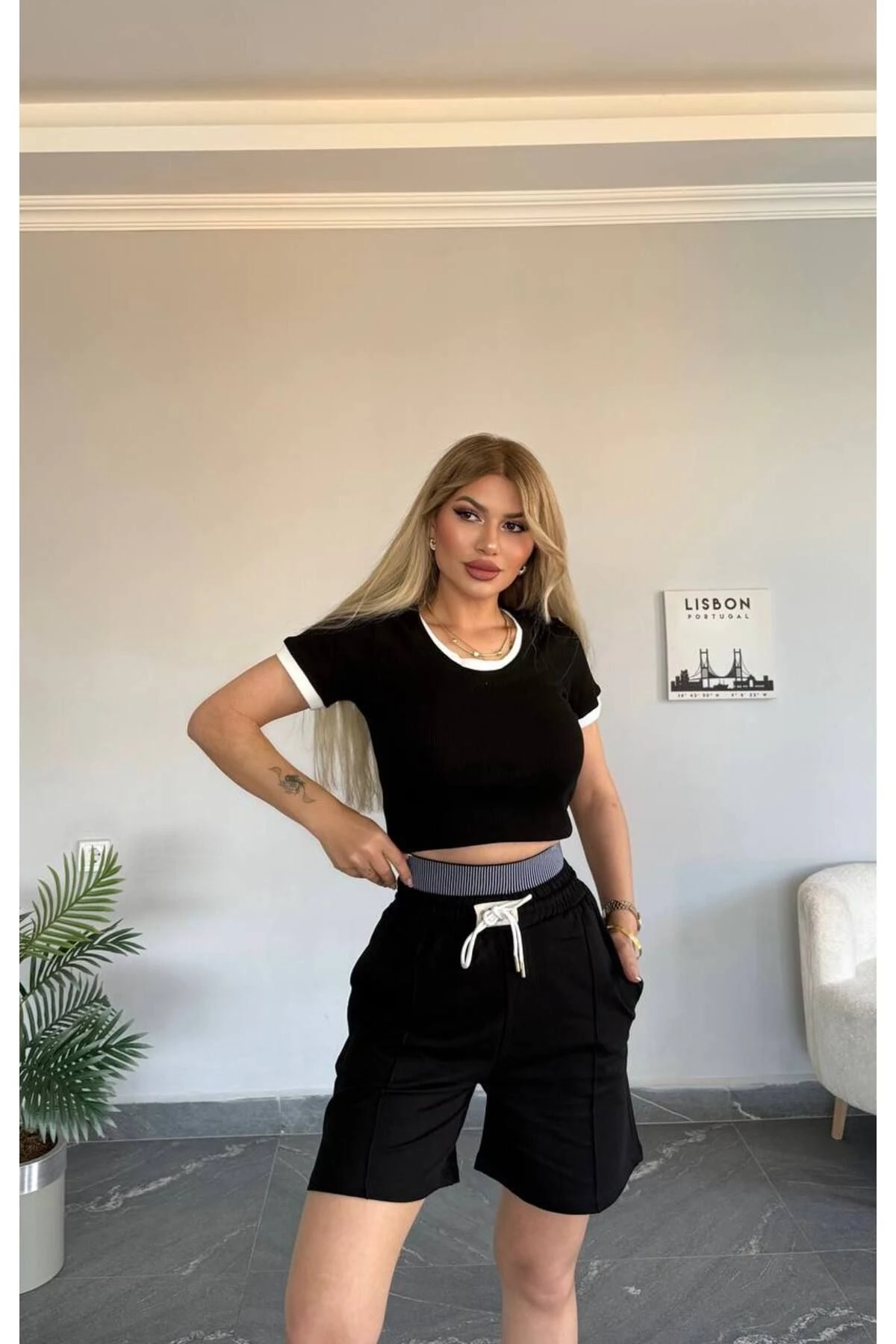 Kadın Yeni Sezon Üst İkili Görünüm Kaşkorse Kumaş Şort Yüksek Bel Takım