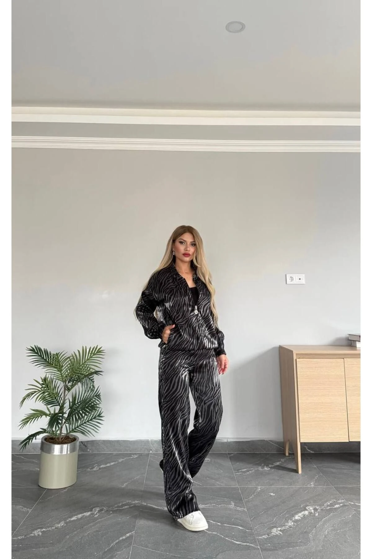 Kadın Bomber Ceketli Taşlı Saten Takım Yüksek Kalite Alt Üst Takım