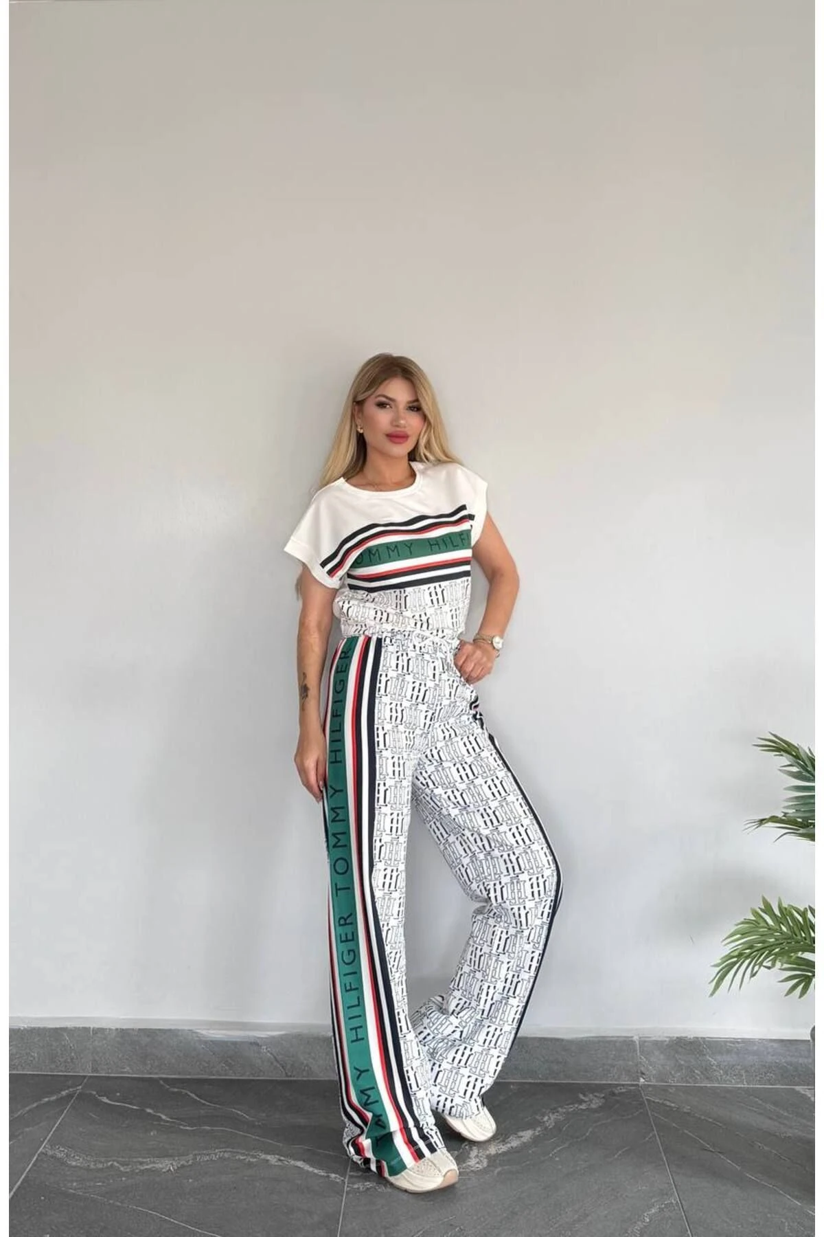 Kadın Kaliteli Lüks Giyim İthal Hafif Yazlık Kumaş Takım