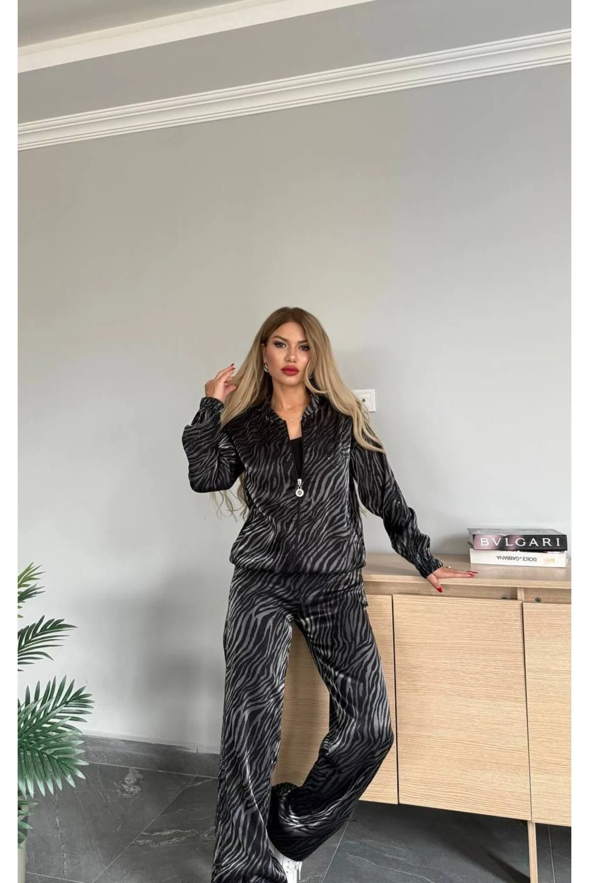 Kadın Bomber Ceketli Taşlı Saten Takım Yüksek Kalite Alt Üst Takım