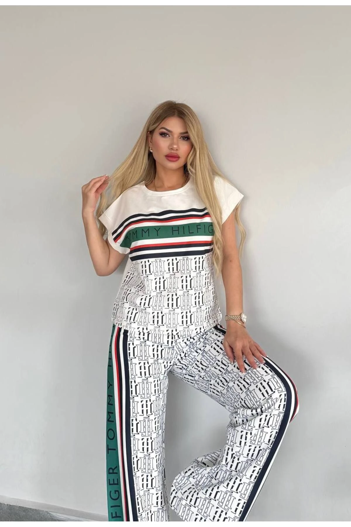 Kadın Kaliteli Lüks Giyim İthal Hafif Yazlık Kumaş Takım