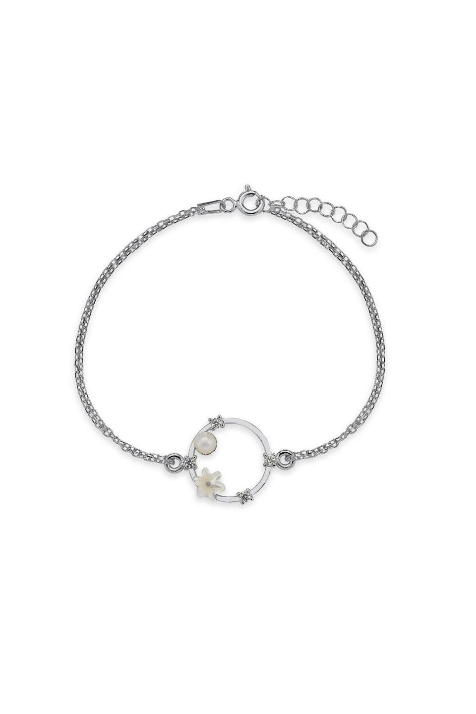 Pearl detailed silver bracelet