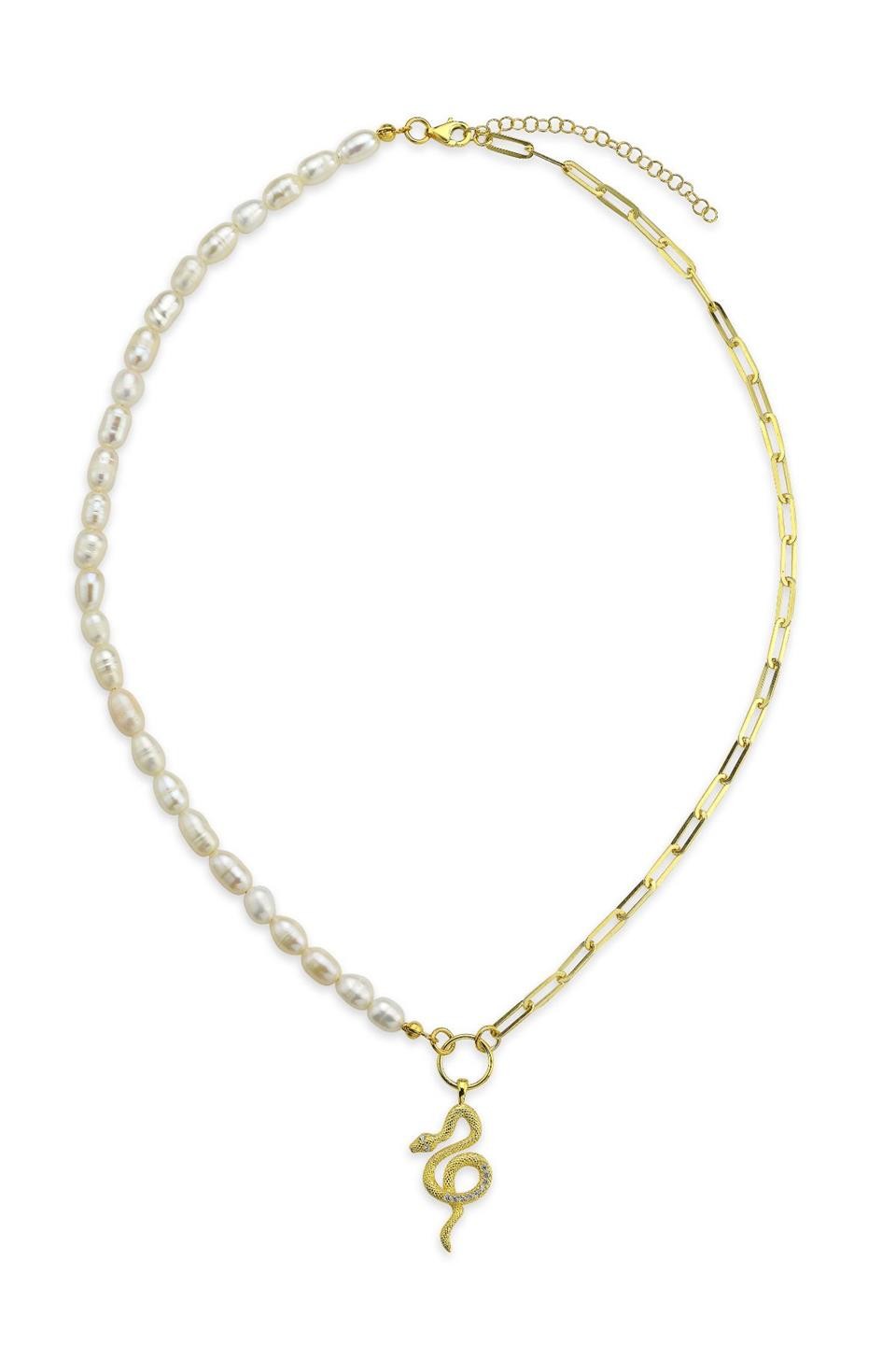 Pearl necklace 0456