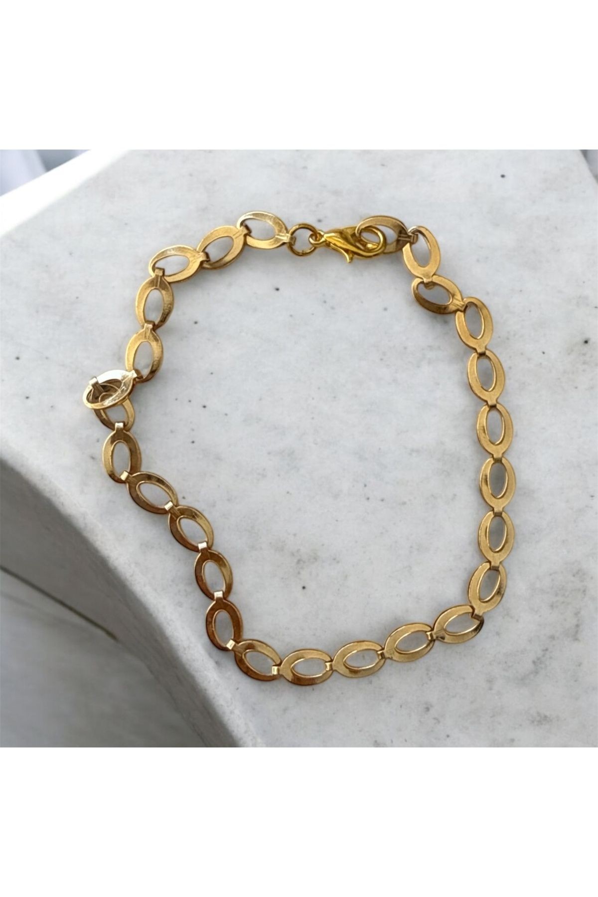 Altın Gold Renkli Modern Şık Altın Kaplı Zincir Bileklik