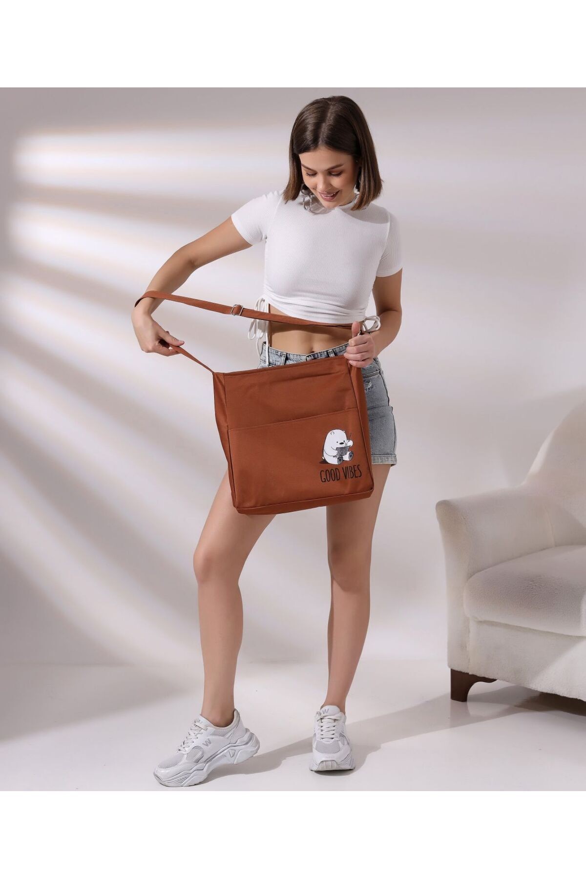 Toz Vintage Ayı Figürlü Fermuarlı Bez Kol Omuz Çantası