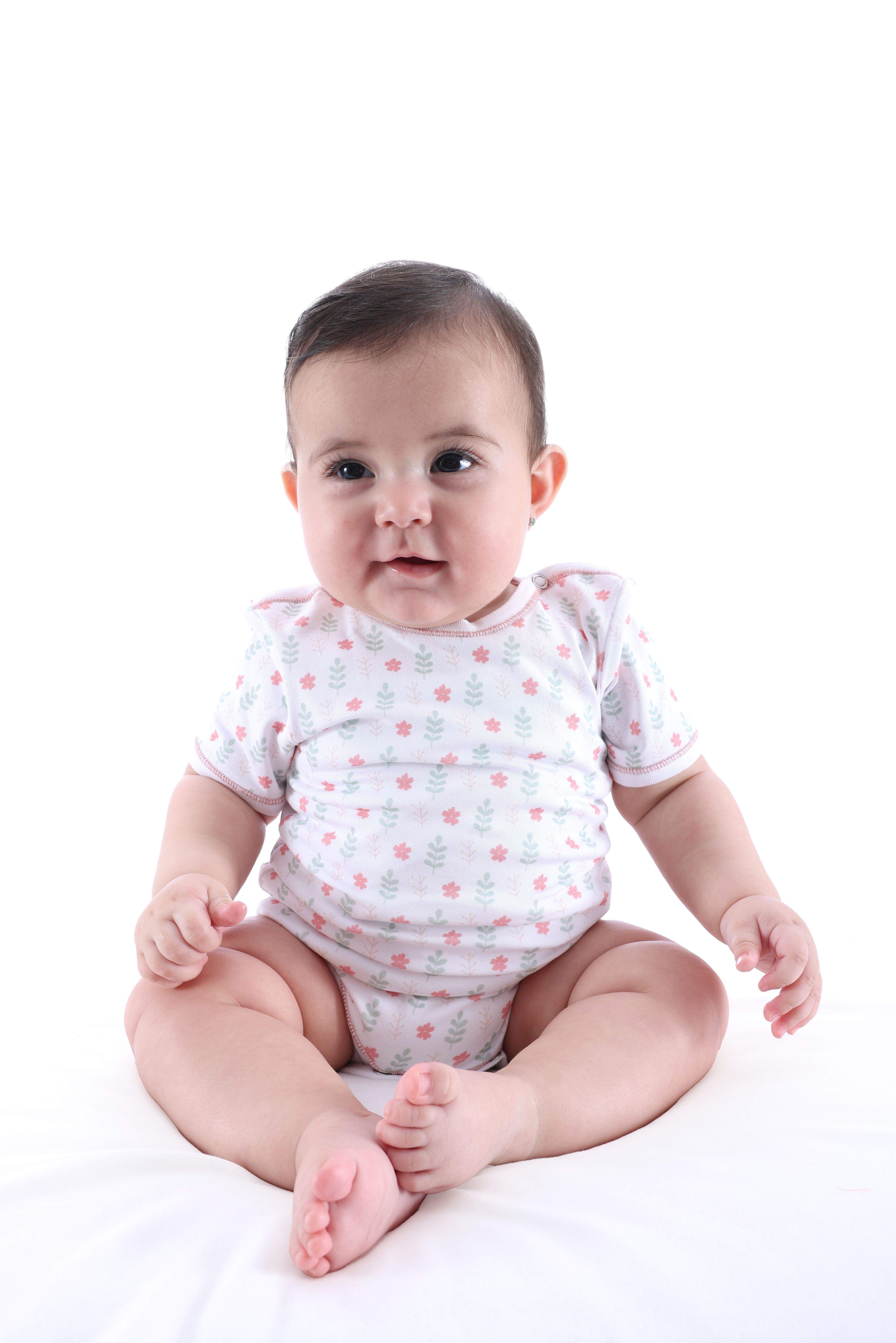 Organik Çiçekli Kısa Kollu Kız Bebek Body