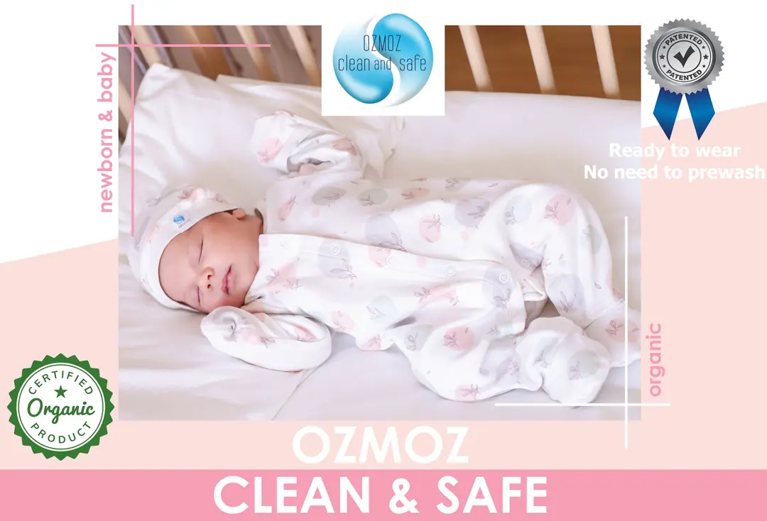 Ozmoz Clean&Safe giysileri ile sağlık ve huzurla uyuyan bir bebek...