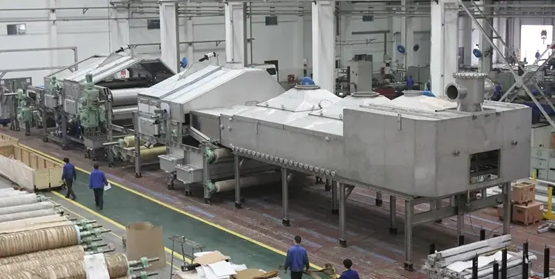 Bu resimdeki devasa sistem odundan Bambu veya başka isimde viskon lifi üretmek için kuruluyor...