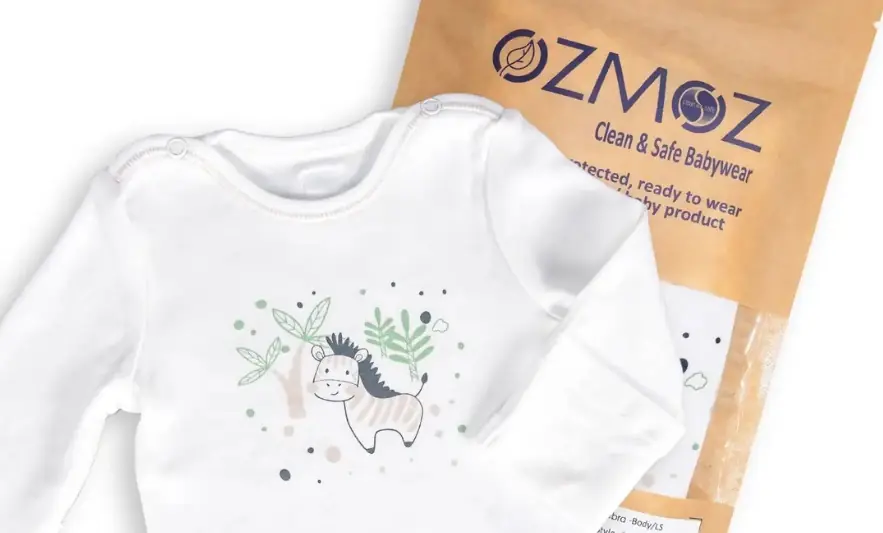 Clean&Safe paketini açın, ürün bebeğinize giydirin. İster hastanede, ister uçakta, ister tatilde...