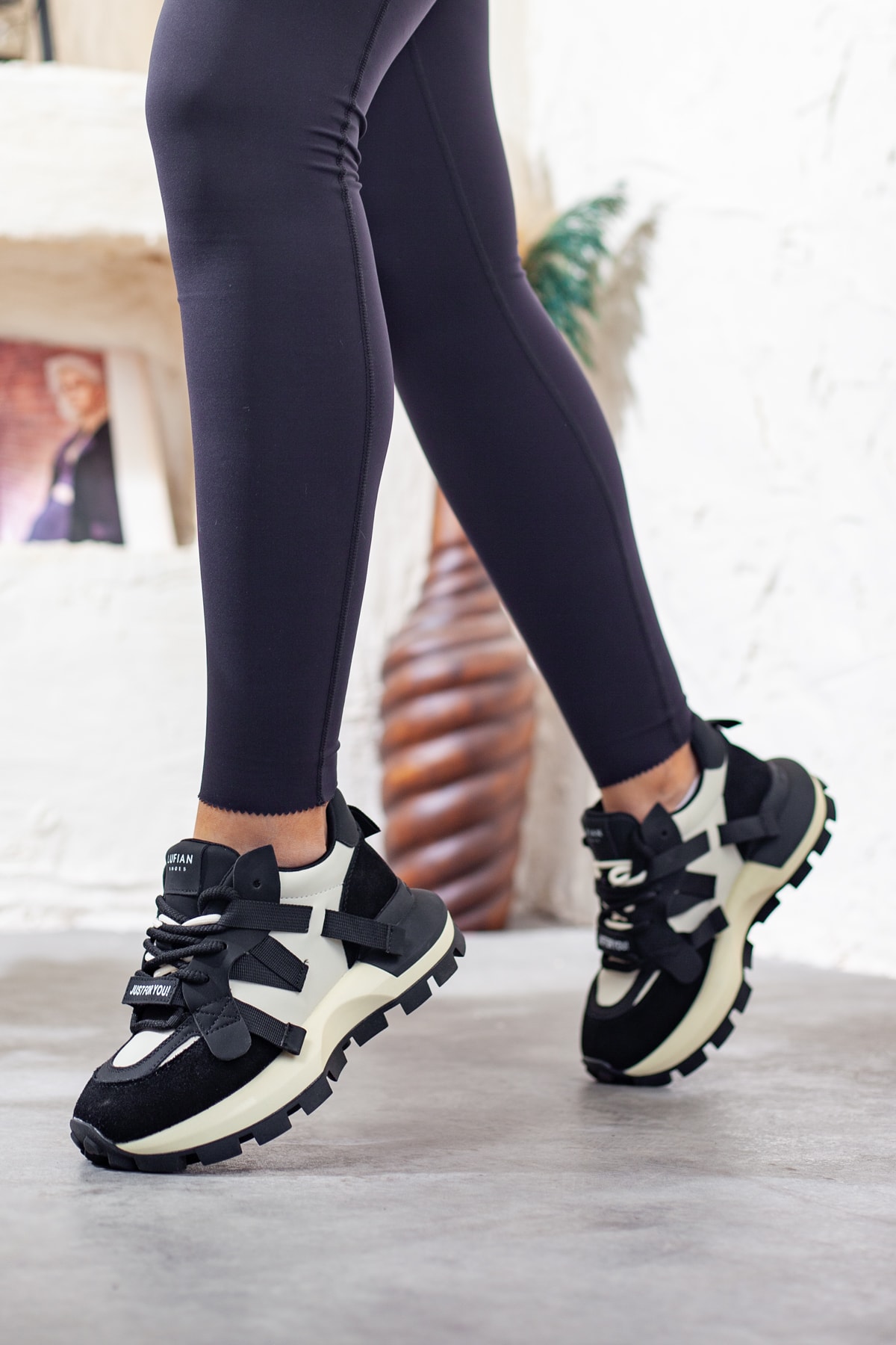 Kadın Kalın Tabanlı Kaymaz Taban Sneaker