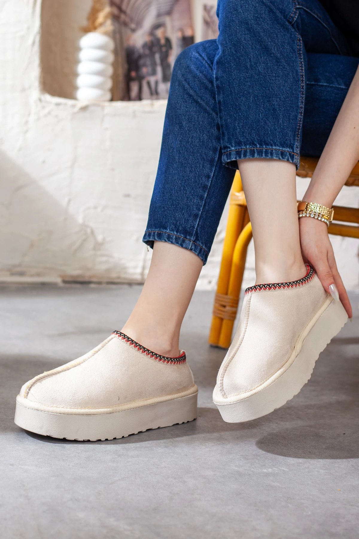 İçi Mifyonlu Ekstra Hafif Ugg Ayakkabı