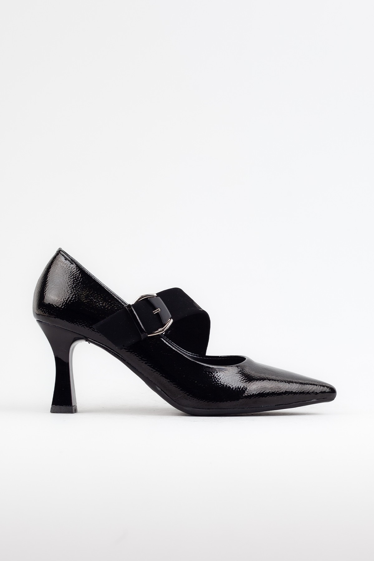 Kadın Siyah Rugan Klasik Topuklu Ayakkabı