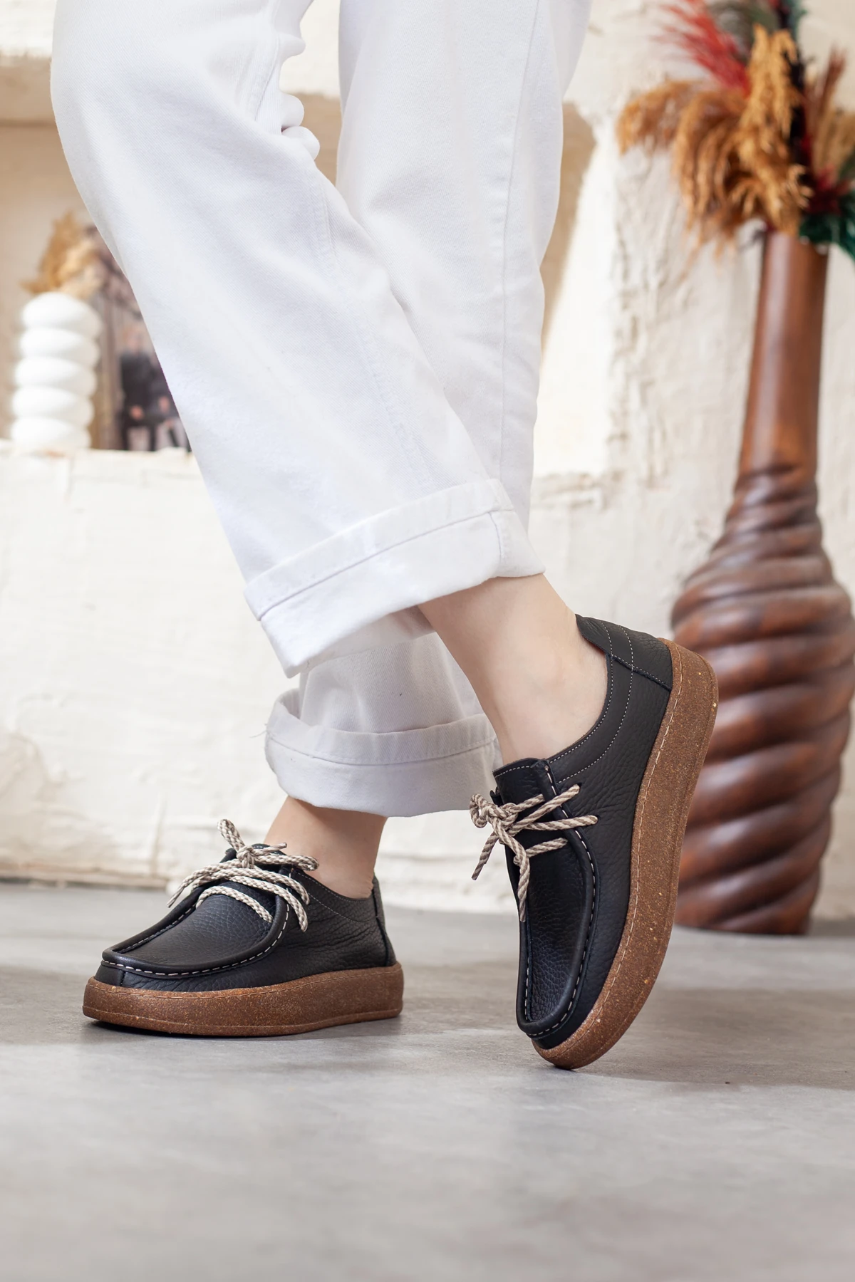 Kadın Hakiki Deri Ekstra Yumuşak Ortopedik Ayakkabı