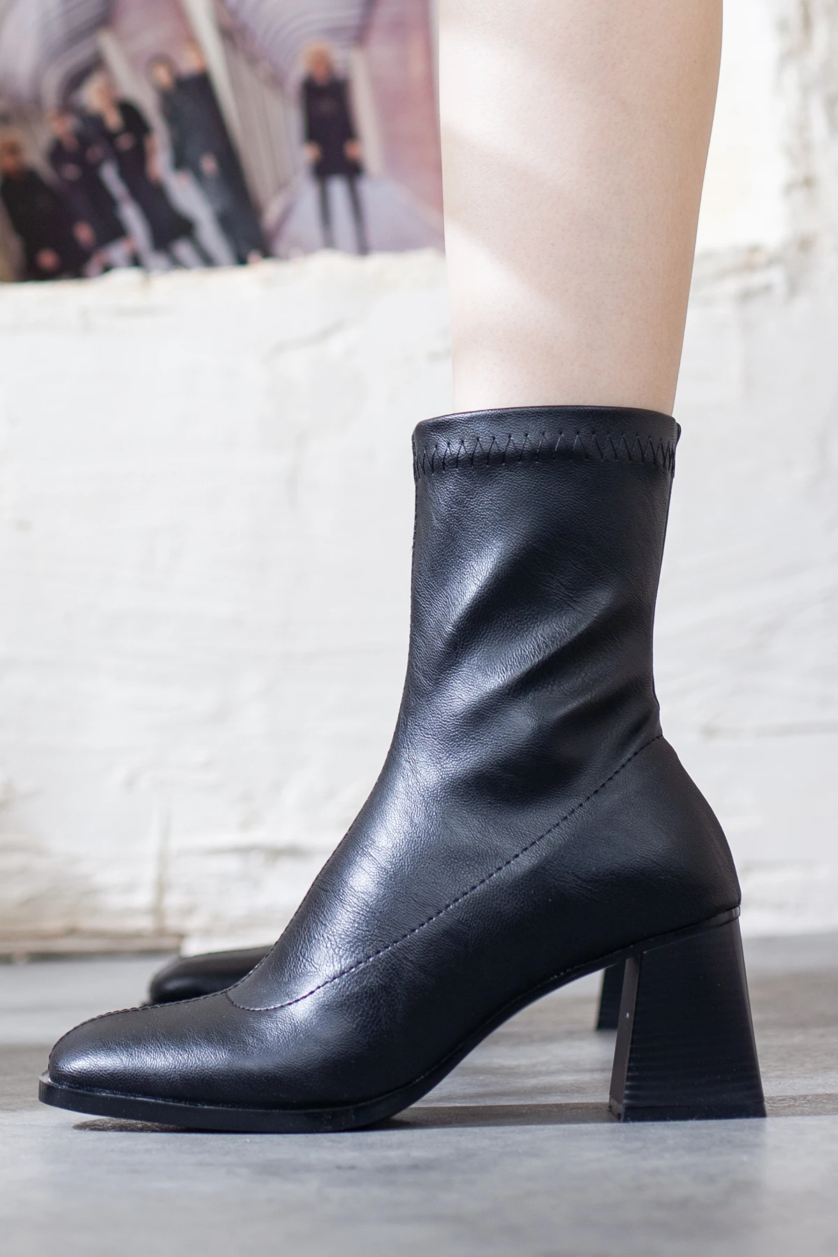 Kadın Yandan Fermuarlı Topuklu Bot