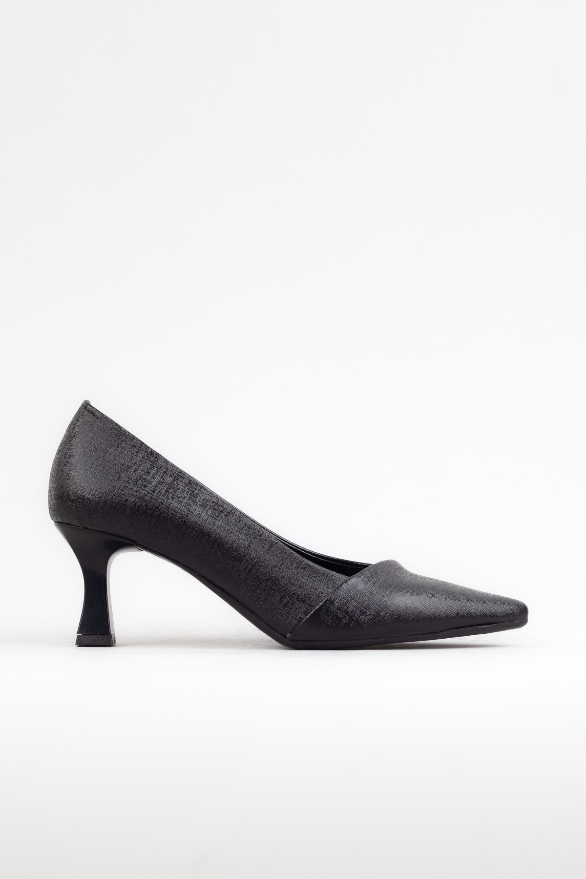 Kadın Siyah Klasik Topuklu Ayakkabı