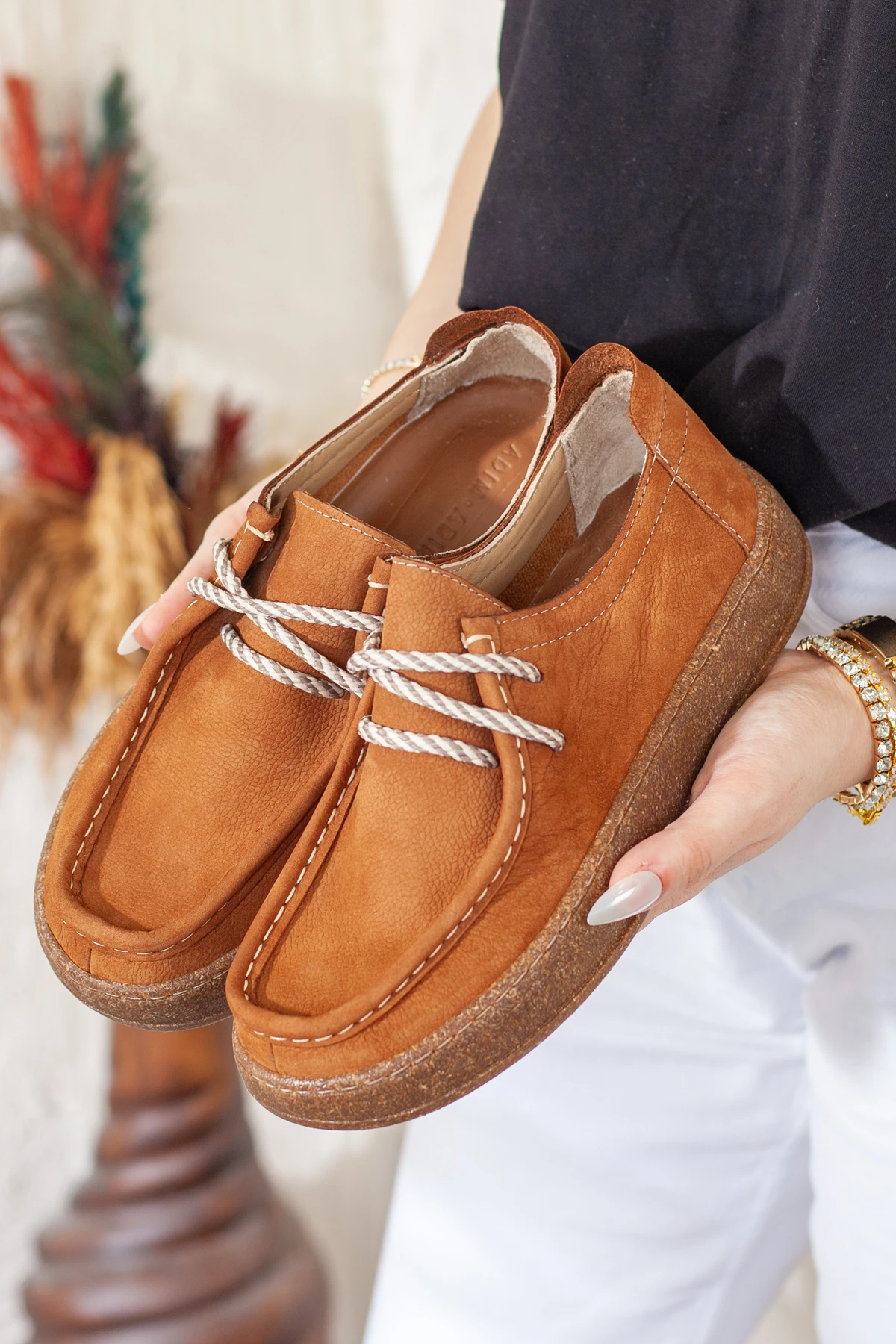 Kadın Hakiki Deri Ekstra Yumuşak Ortopedik Ayakkabı