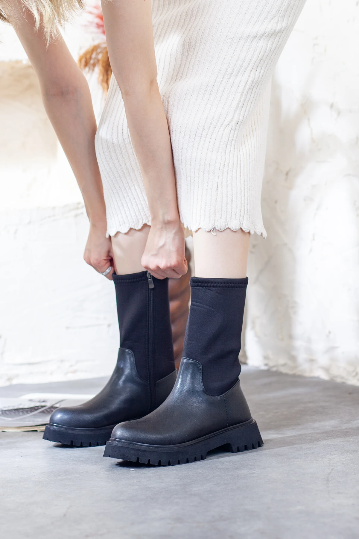 Kadın Esnek Paraşüt Kumaş Fermuarlı Bot