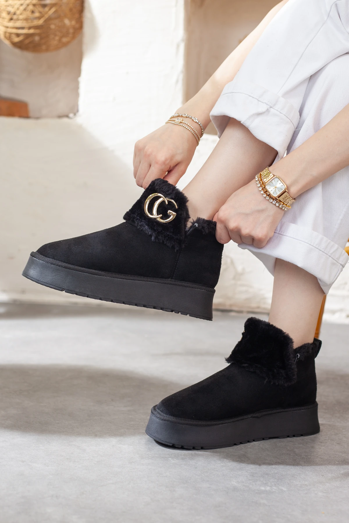 Kadın İçi Mifyonlu Ekstra Rahat ve Hafif Günlük Bot