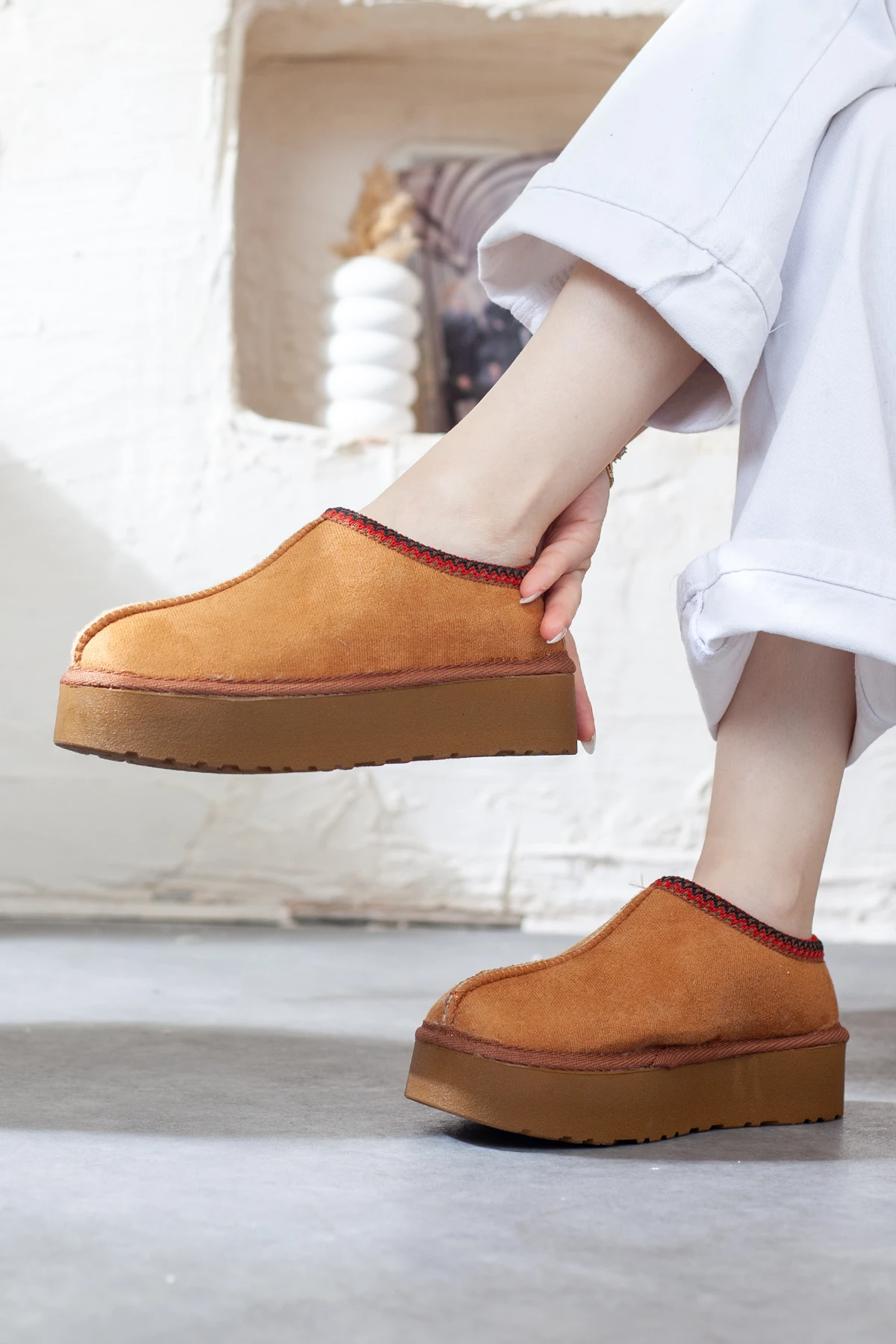 İçi Mifyonlu Ekstra Hafif Ugg Ayakkabı