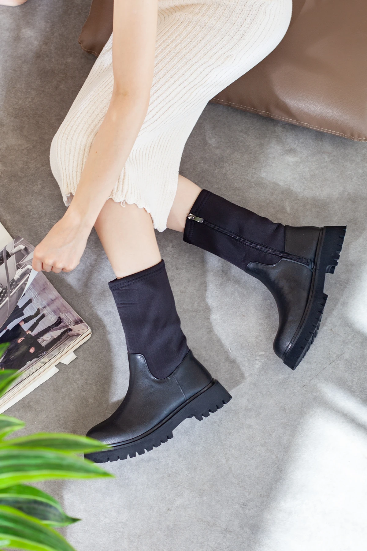 Kadın Esnek Paraşüt Kumaş Fermuarlı Bot