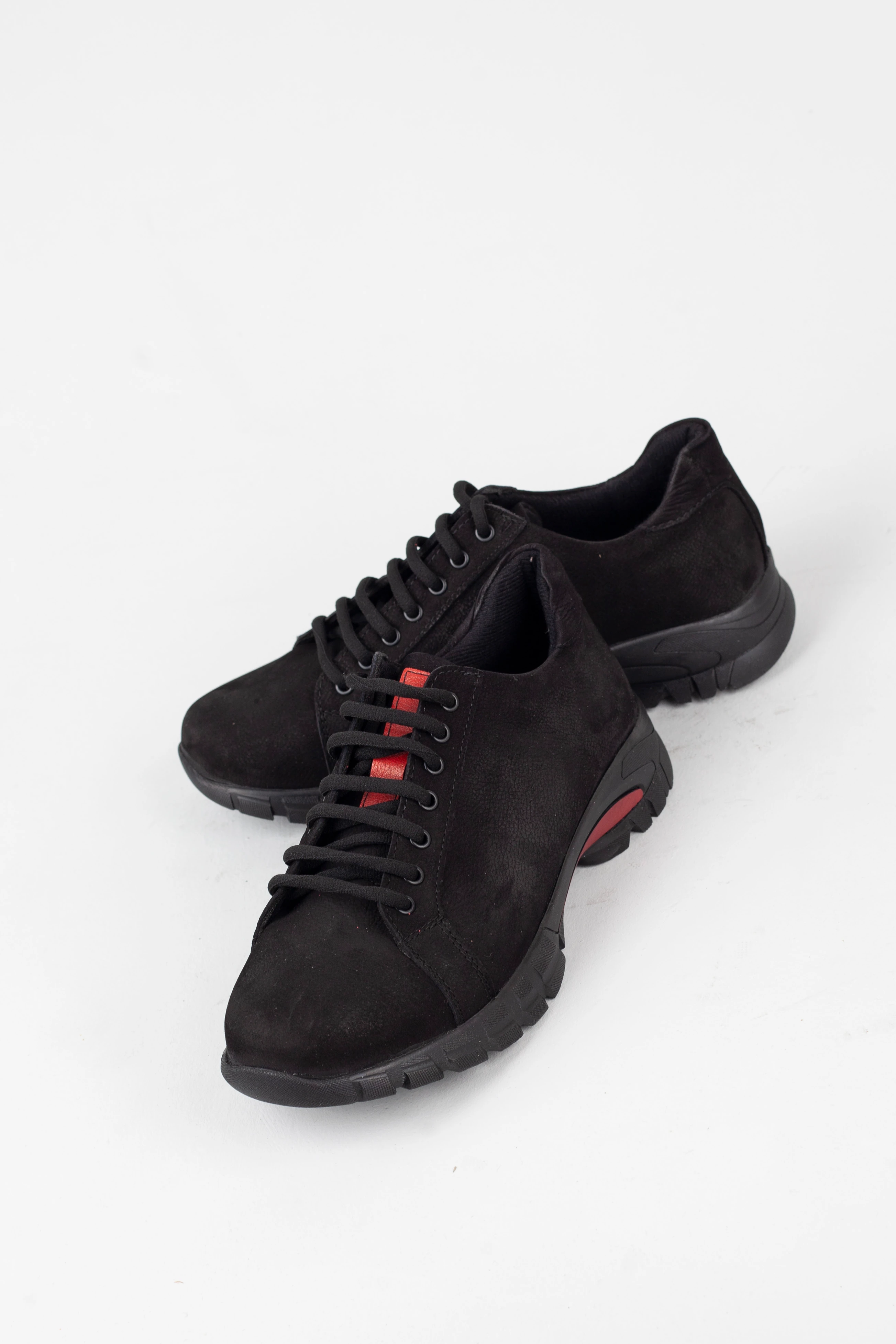 Kadın Hakiki Deri Bağcıklı Rahat ve Yumuşak Nubuk Ayakkabı