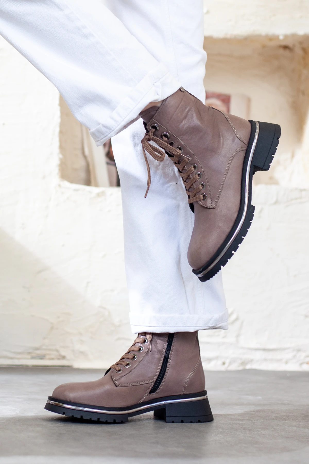 Mammamia Hakiki Deri Ekstra Rahat Kaymaz Taban Kadın Günlük Bot