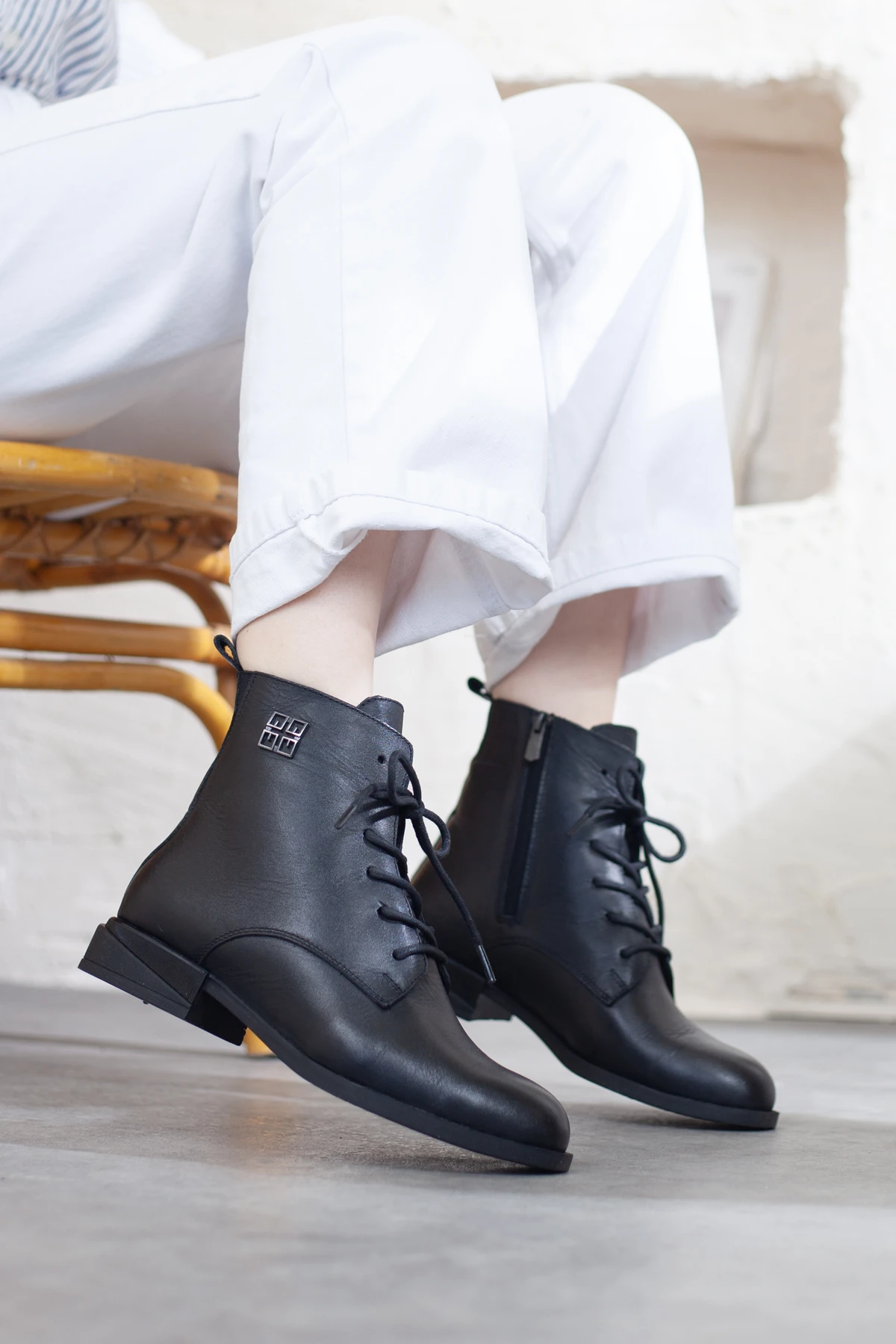 Bulldozer Kadın Hakiki Deri Günlük Bot