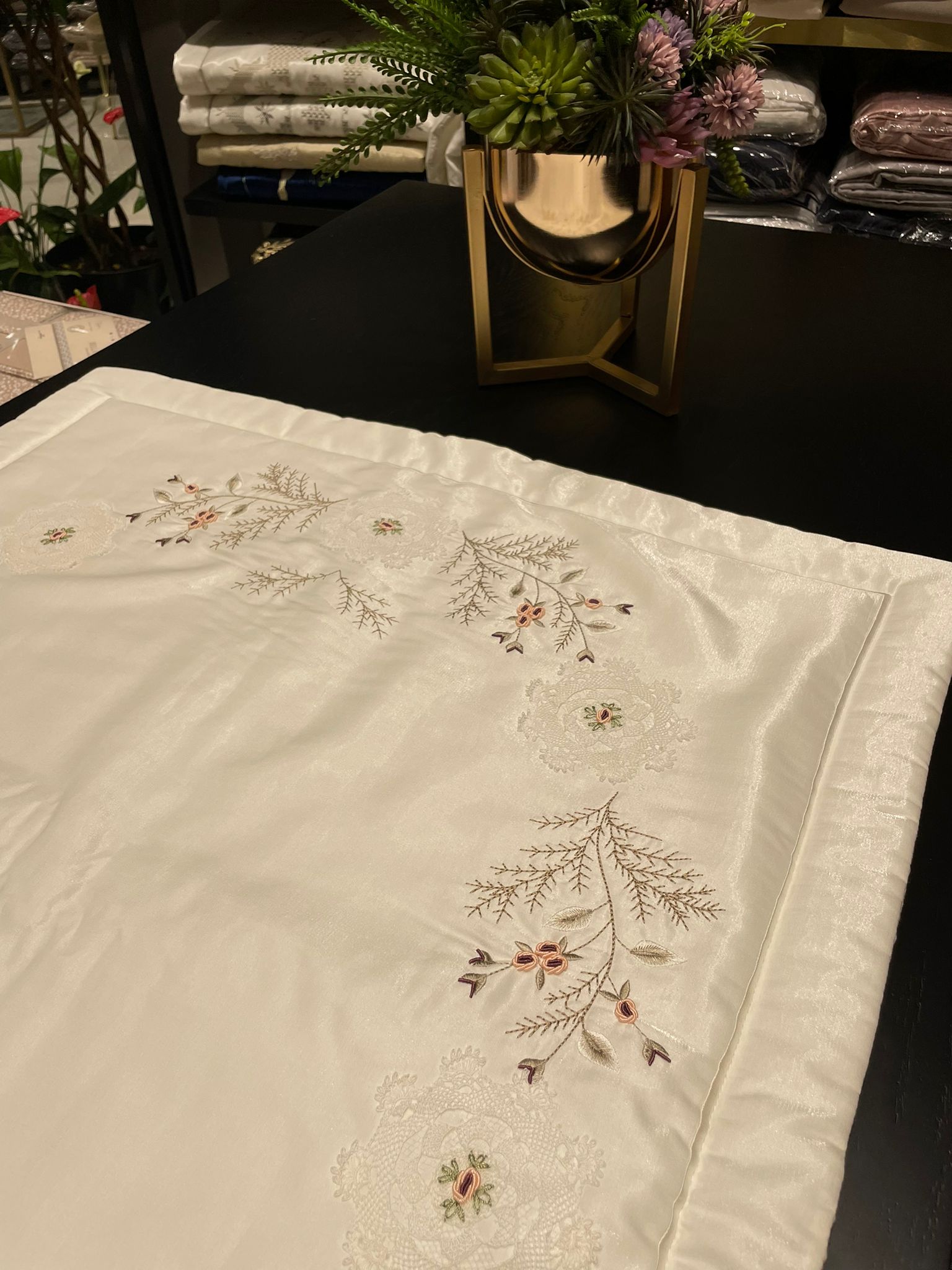 Beyaz İğne Oya Seccade